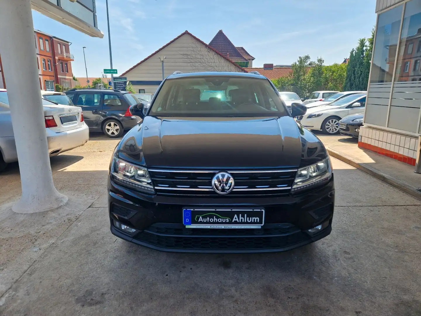 Volkswagen Tiguan Comfortline BMT/Start-Stopp Kamera AHK Nero - 2