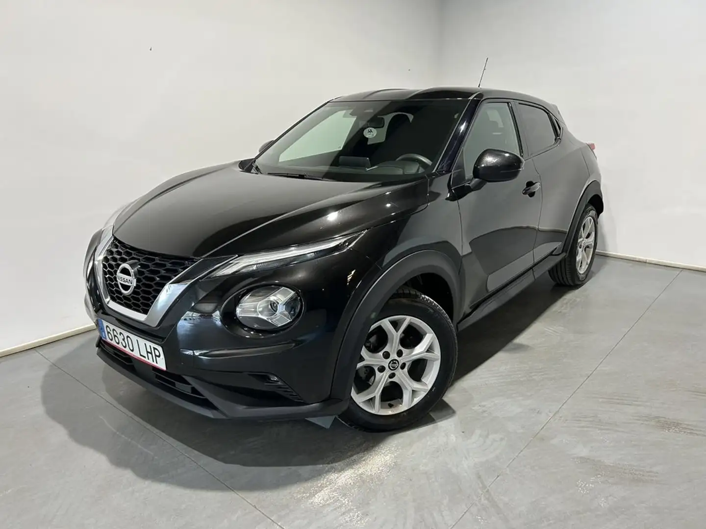 Nissan Juke 1.0 DIG-T 117cv Acenta Negro - 1