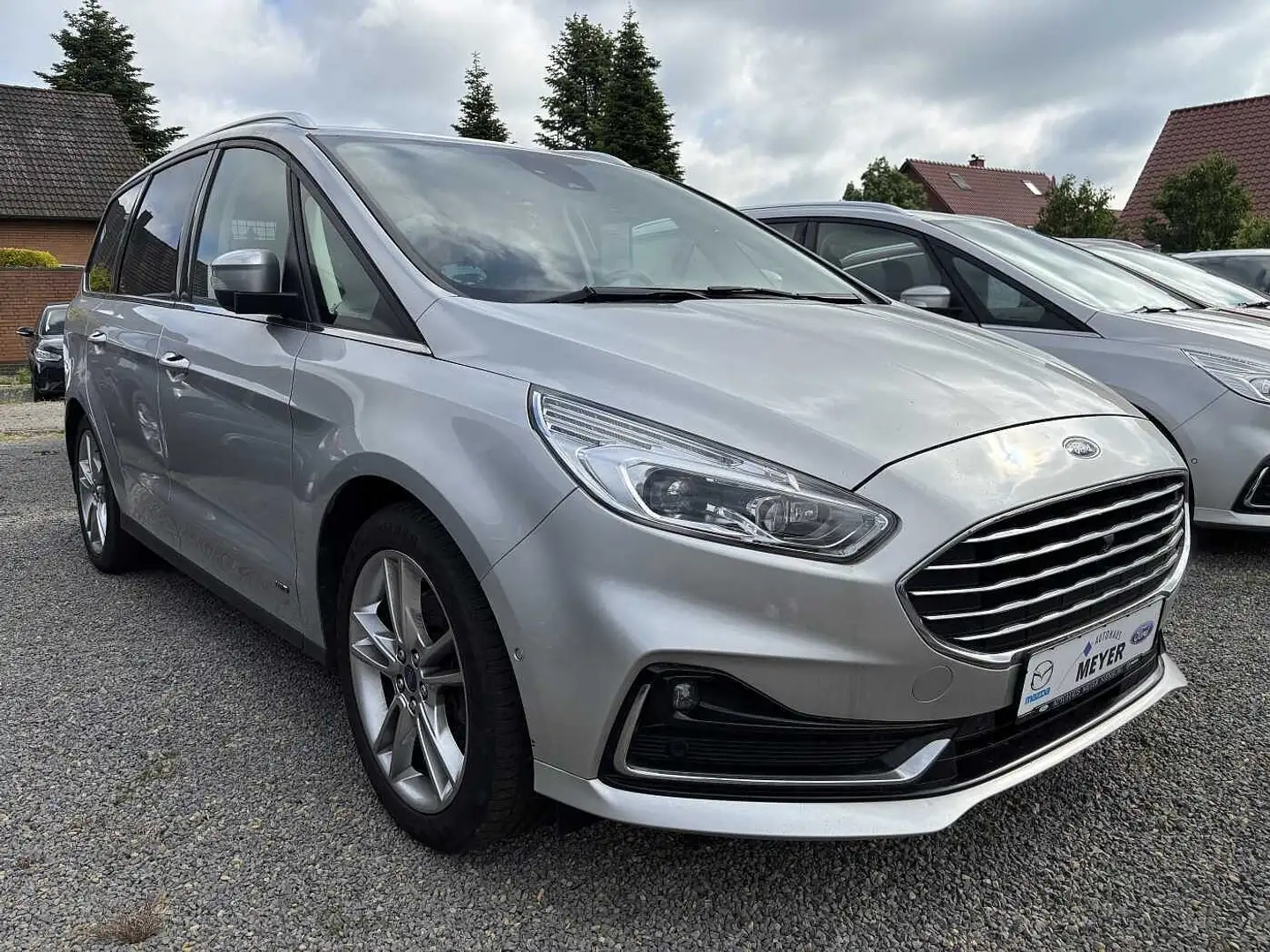 Ford Galaxy 2.0 EcoBlue Allrad Aut. Titanium Navi/AHK Silber - 1