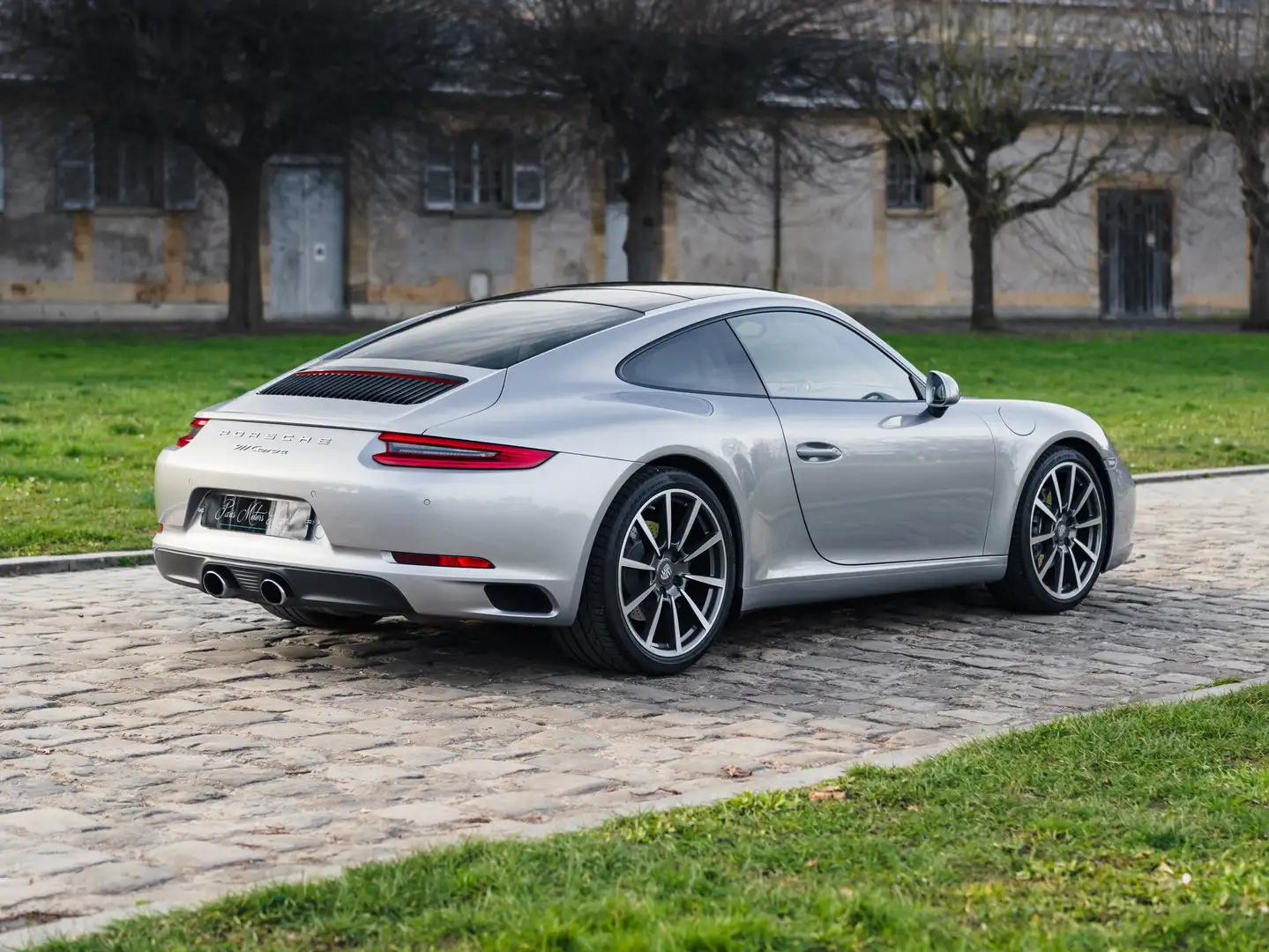 Porsche 911 Carrera Coupé 3.0i 370 PDK Silber - 2