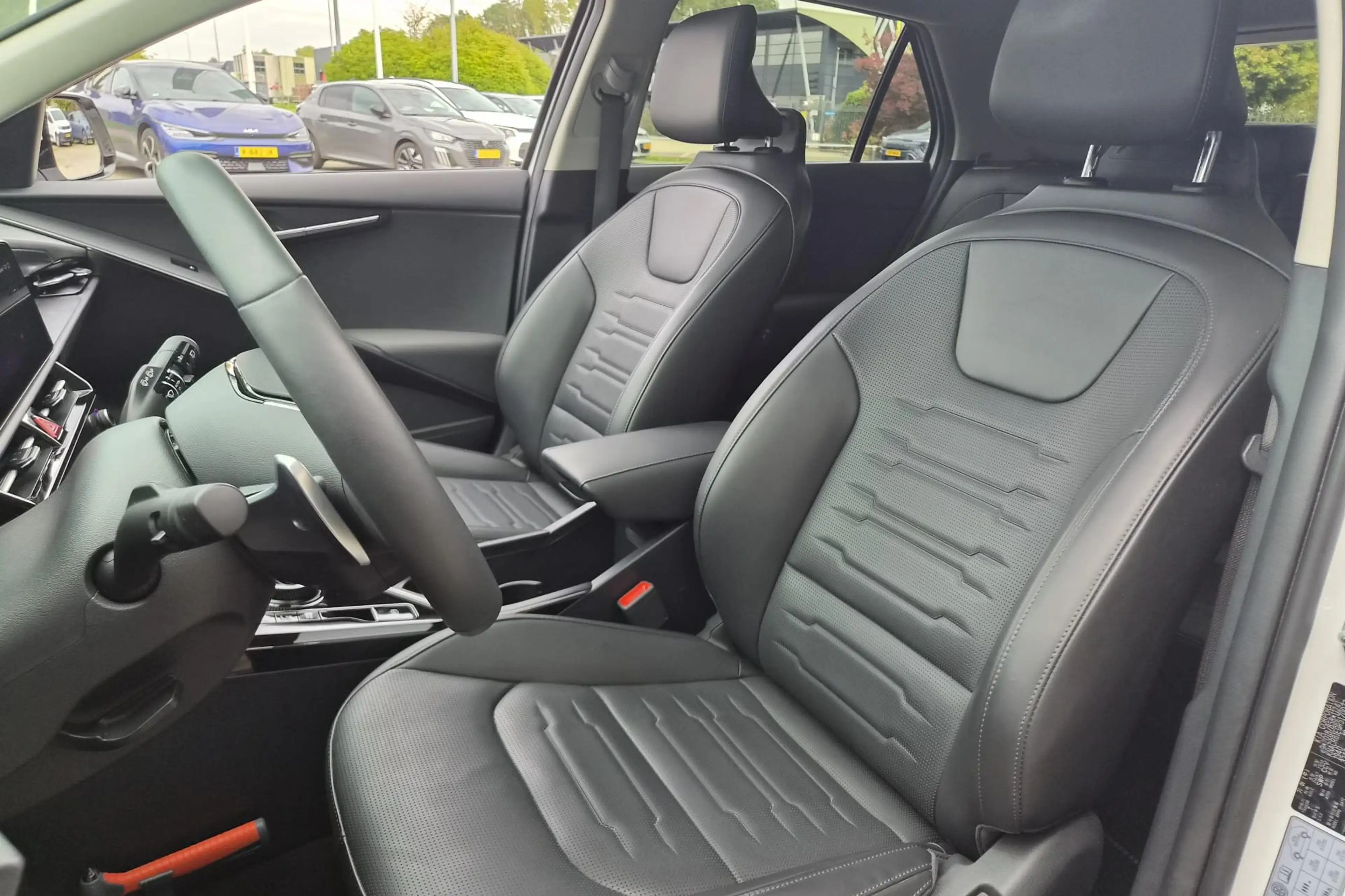 Kia Niro 1.6 GDi Hybrid DynamicPlusLine | Stoel- en stuurve — photo 10