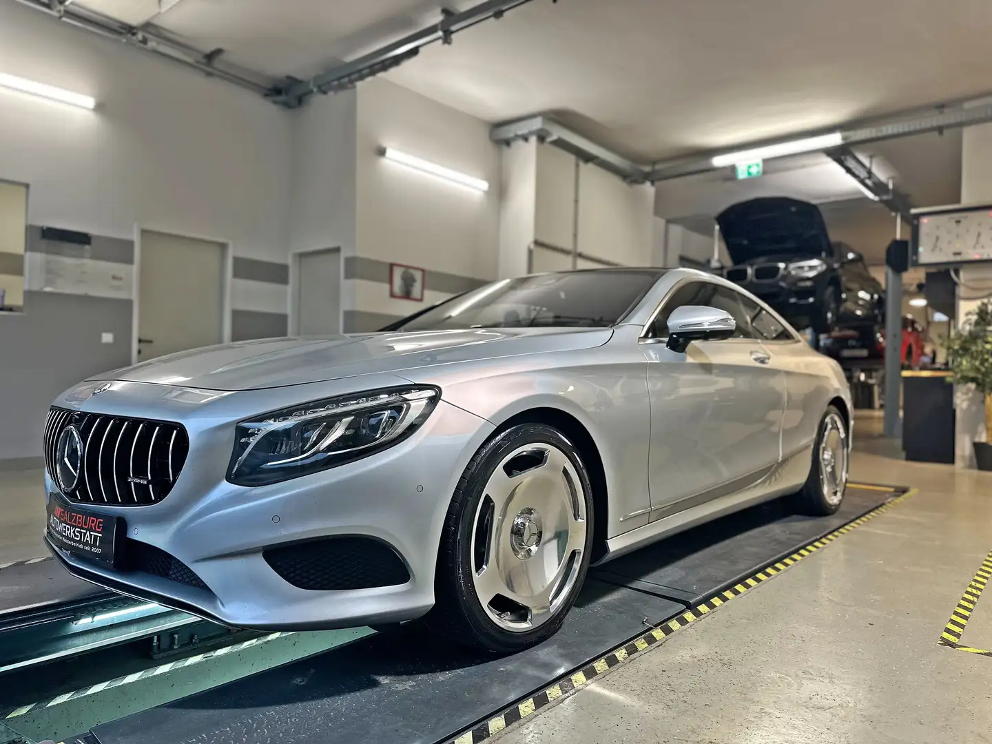 Mercedes-Benz S 400 4MATIC Coupe Aut. | Softclose | Massagesitze Silber - 2