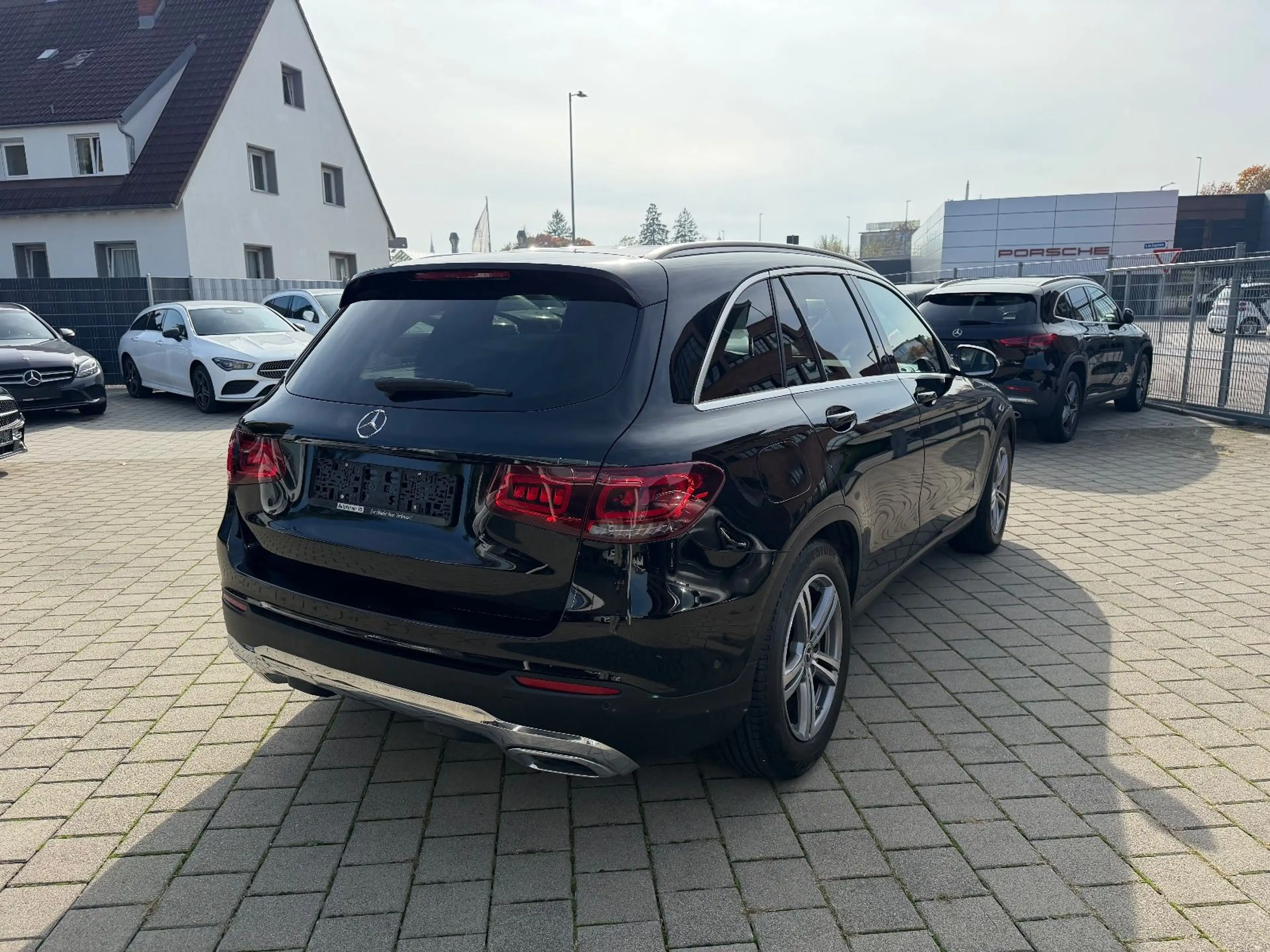 Mercedes-Benz GLC 200 d 4Matic*MBUX*Navi*AHK*Rcam — photo 7