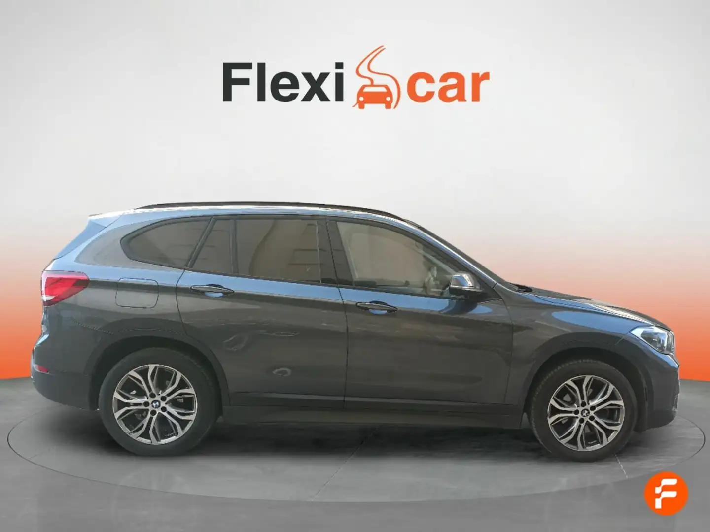 BMW X1 sDrive 18iA Gris - 2