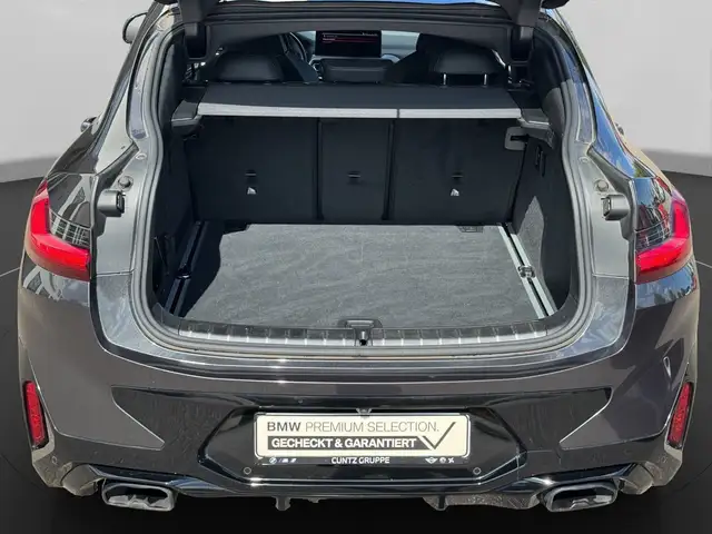 BMW X4 M view 15