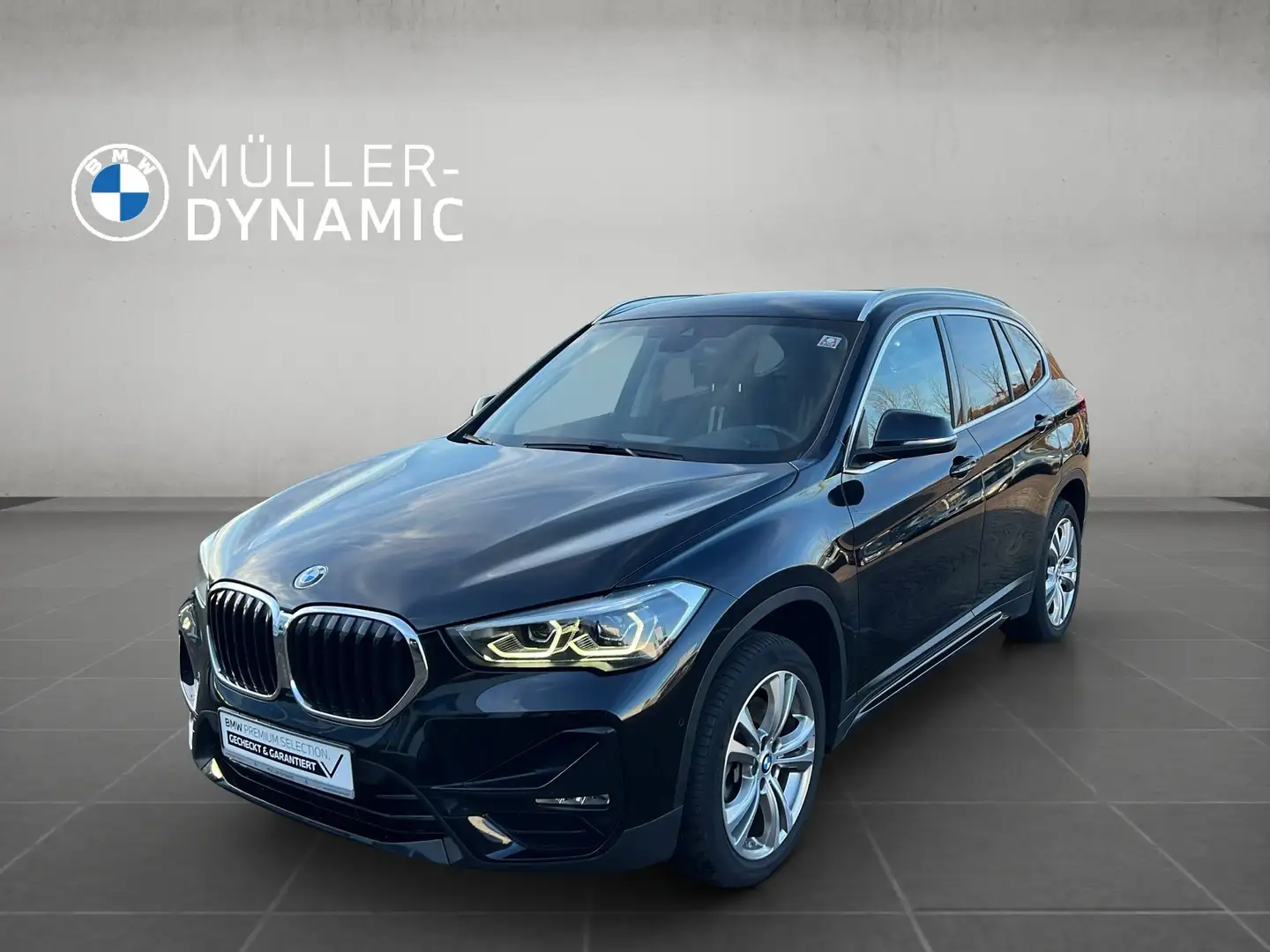 BMW X1 xDrive20d SPORT LINE AHK NAVI TEMPOMAT Schwarz - 1