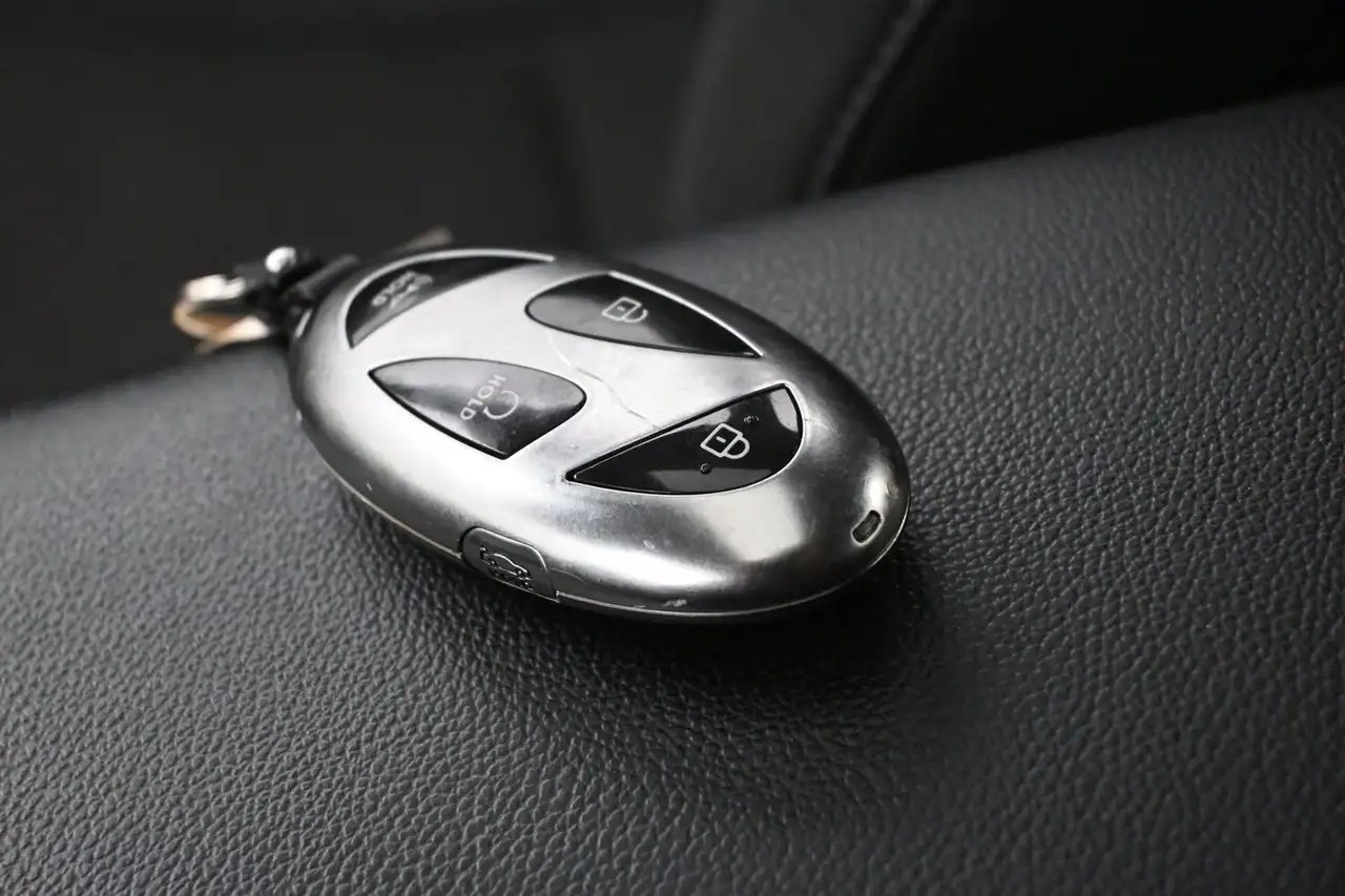 Hyundai ELANTRA снимка Hyundai ELANTRA