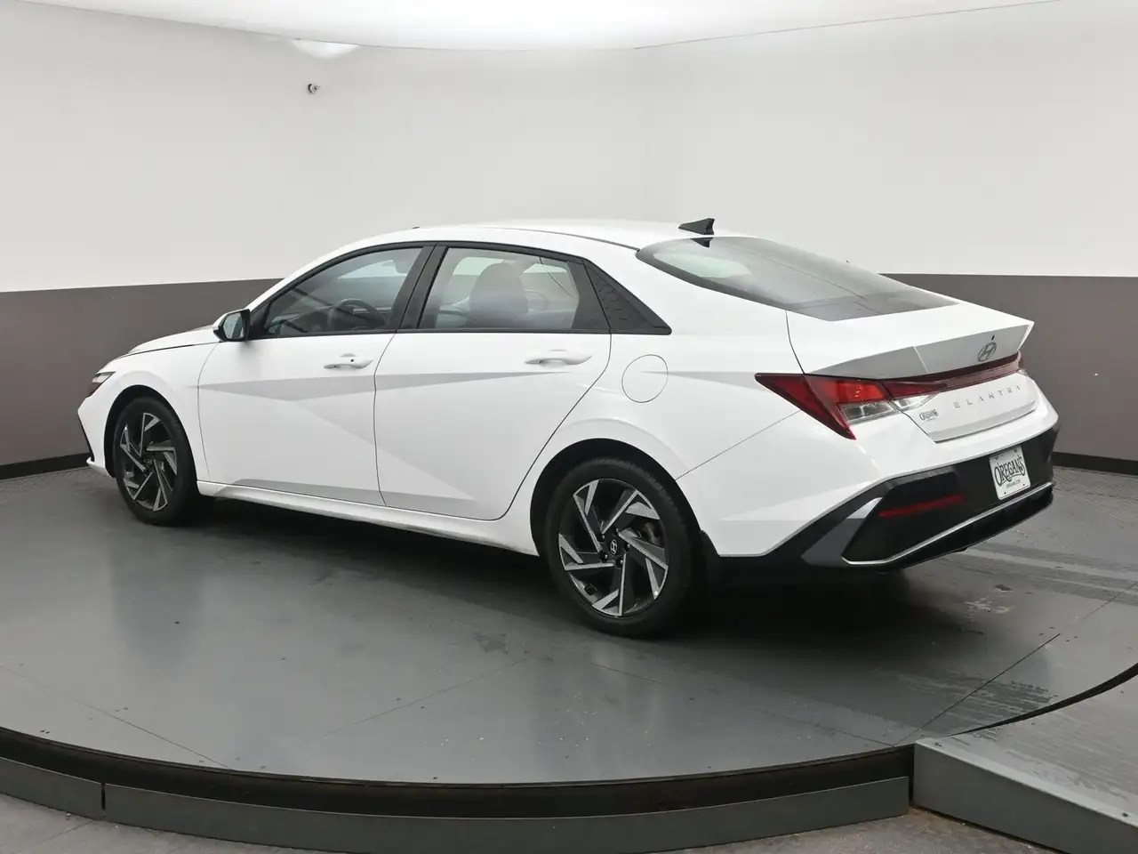 Hyundai ELANTRA снимка Hyundai ELANTRA