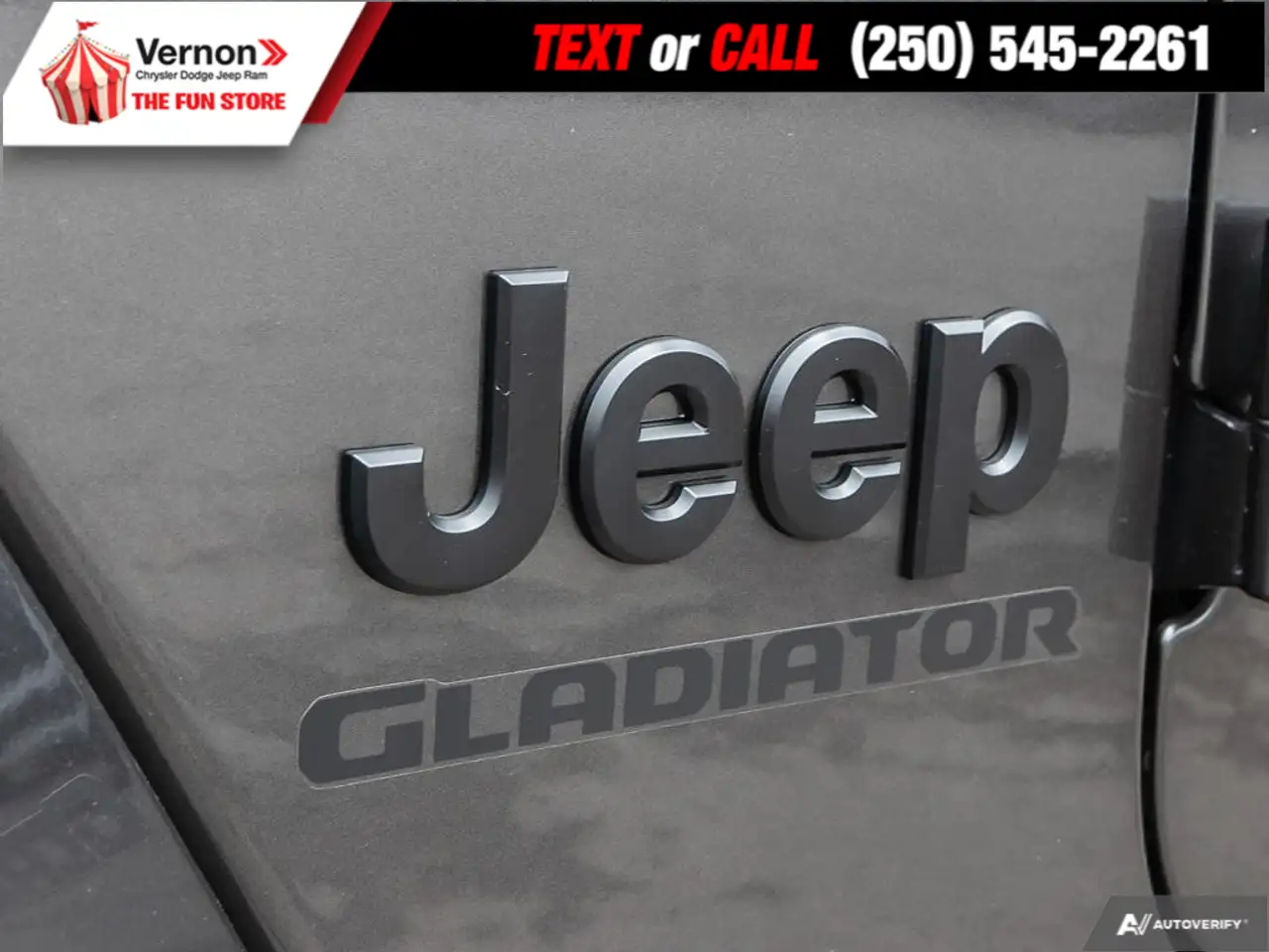 Jeep Gladiator снимка Jeep Gladiator
