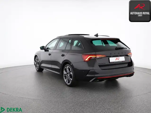 Skoda Octavia view 3