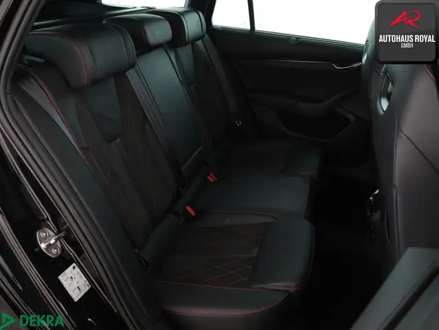 Skoda Octavia view 13