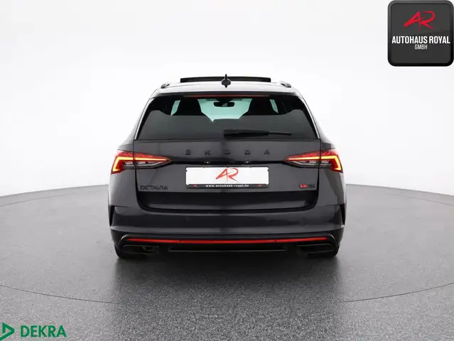 Skoda Octavia view 4