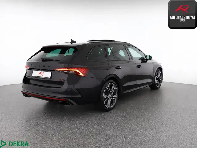 Skoda Octavia view 5