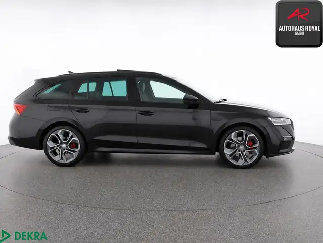 Skoda Octavia view 6