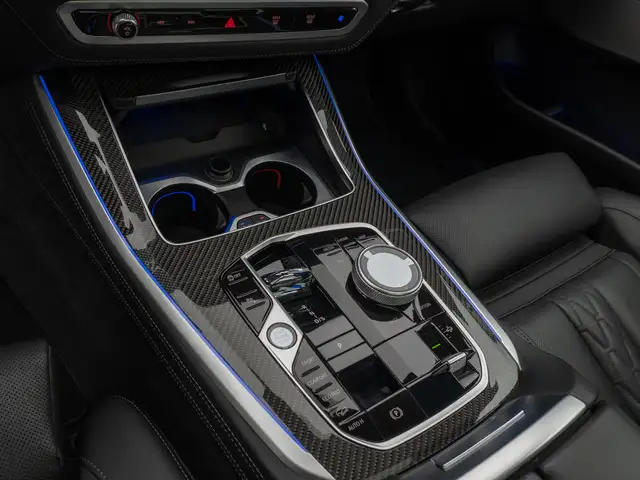 BMW X5 X5 M view 22