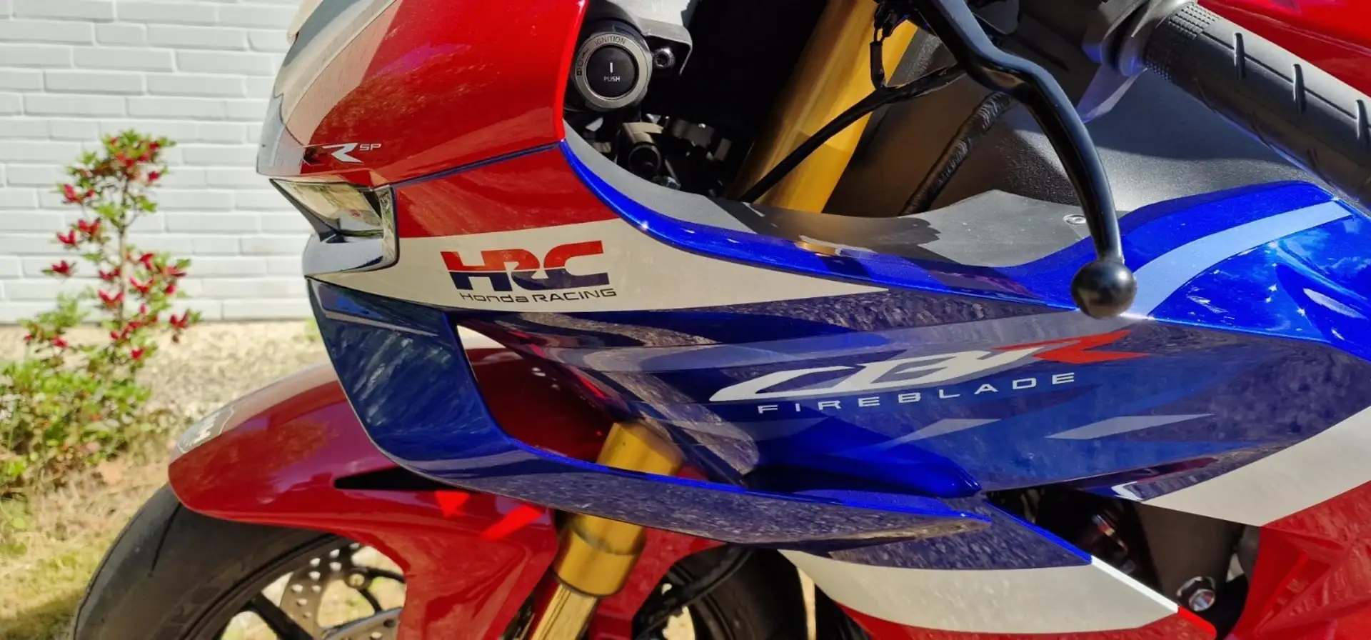 Honda CBR 1000 Red - 2