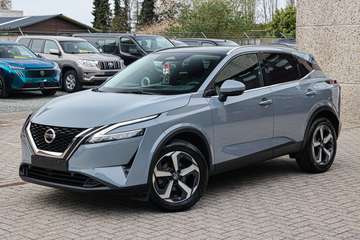 GLAZEN-DAK*AUTOMAAT*360°CAMERA*HEAD-UP-DISPL*NAVI