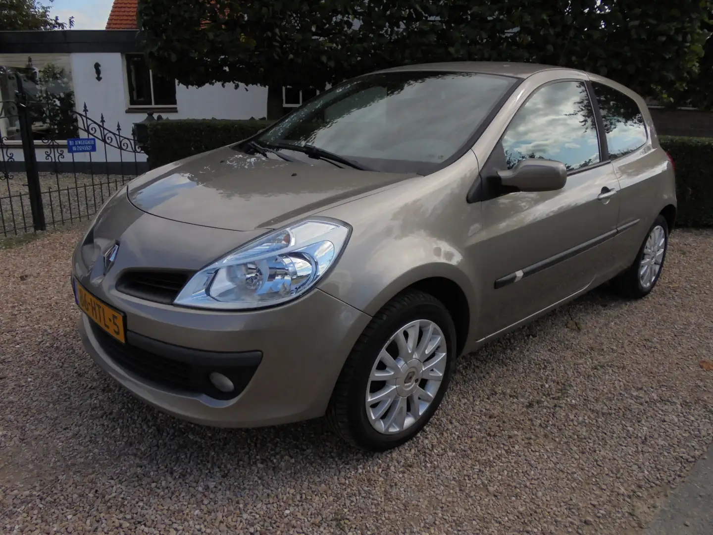 Renault Clio 1.2-16V Collection **AIRCO**DISTRIBUTIE NIEUW**2e Beige - 1
