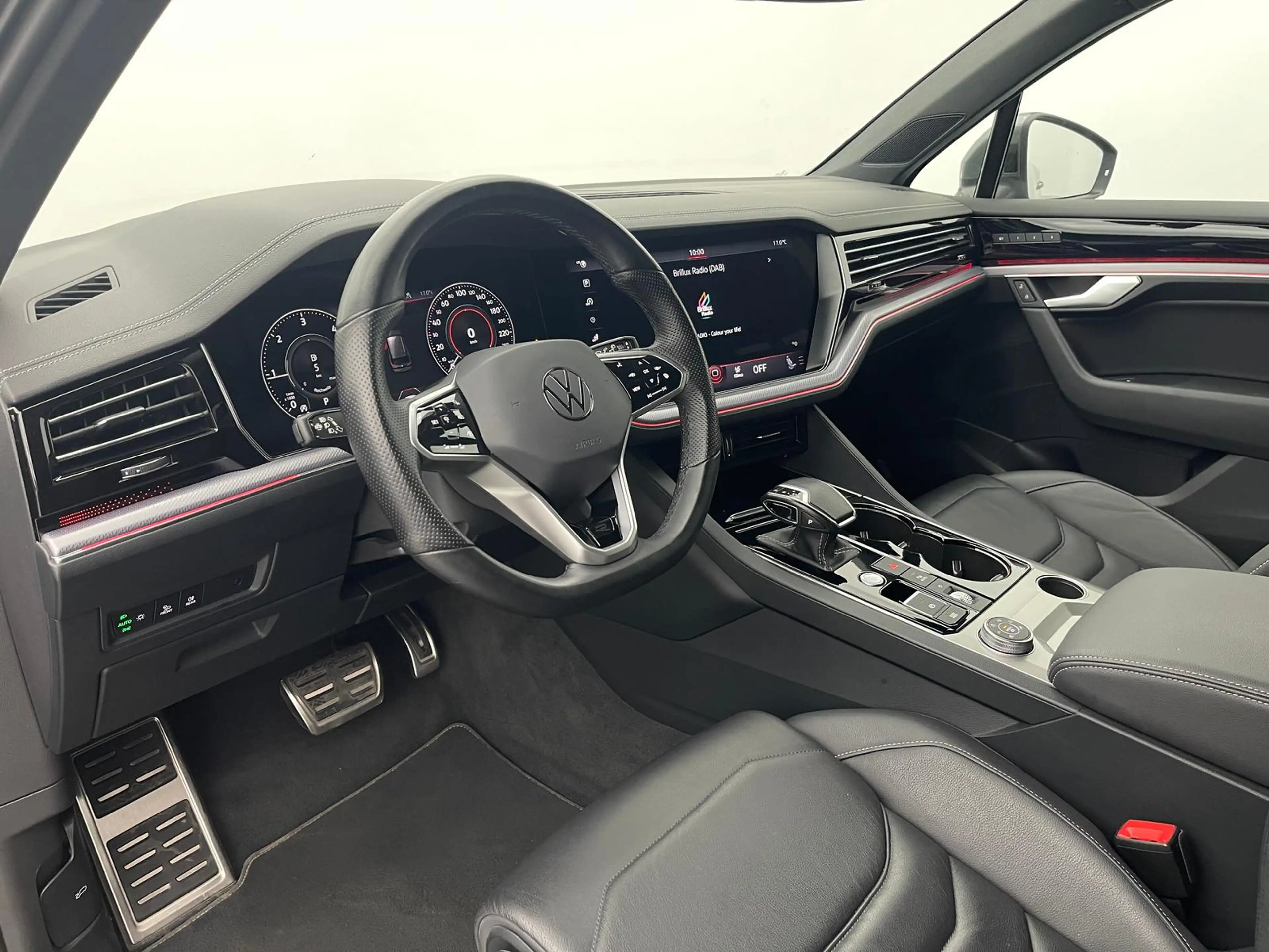 Volkswagen Touareg TDI R-Line 4Motion LED*ACC*360°*VIRT*MEM — photo 12