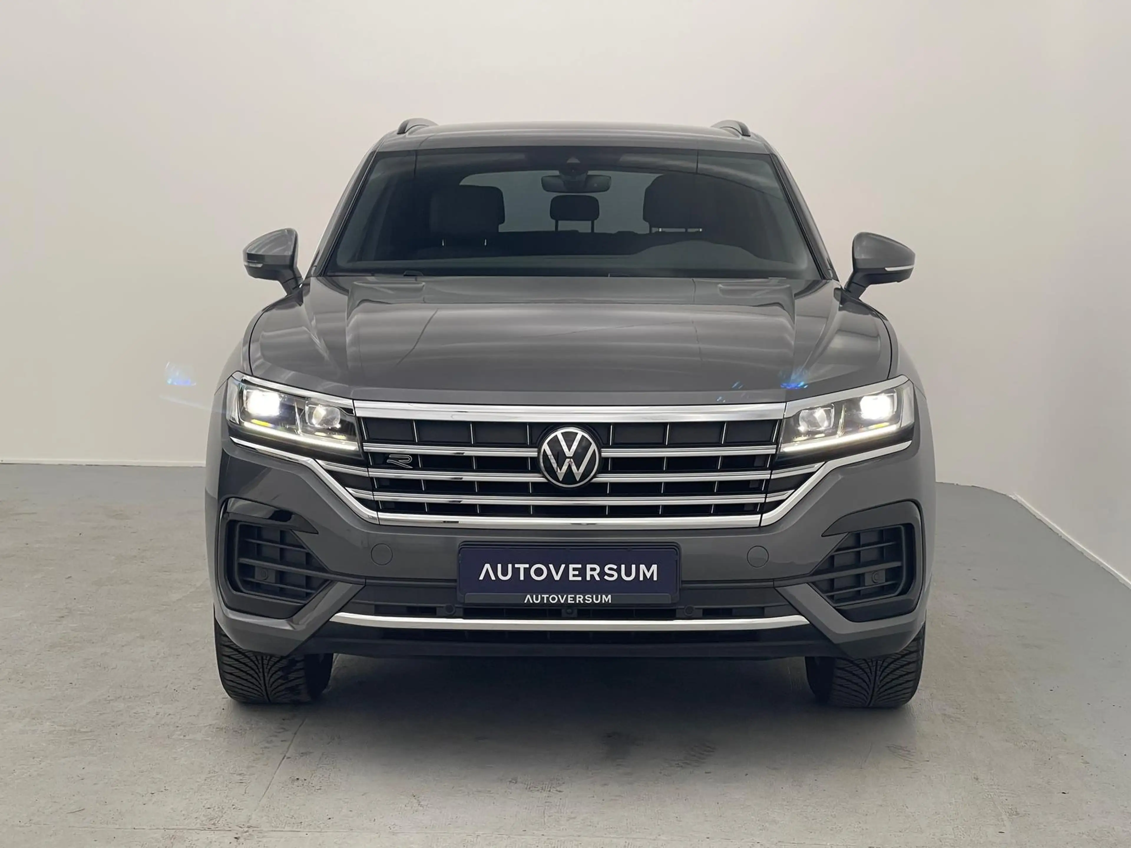 Volkswagen Touareg TDI R-Line 4Motion LED*ACC*360°*VIRT*MEM — photo 4