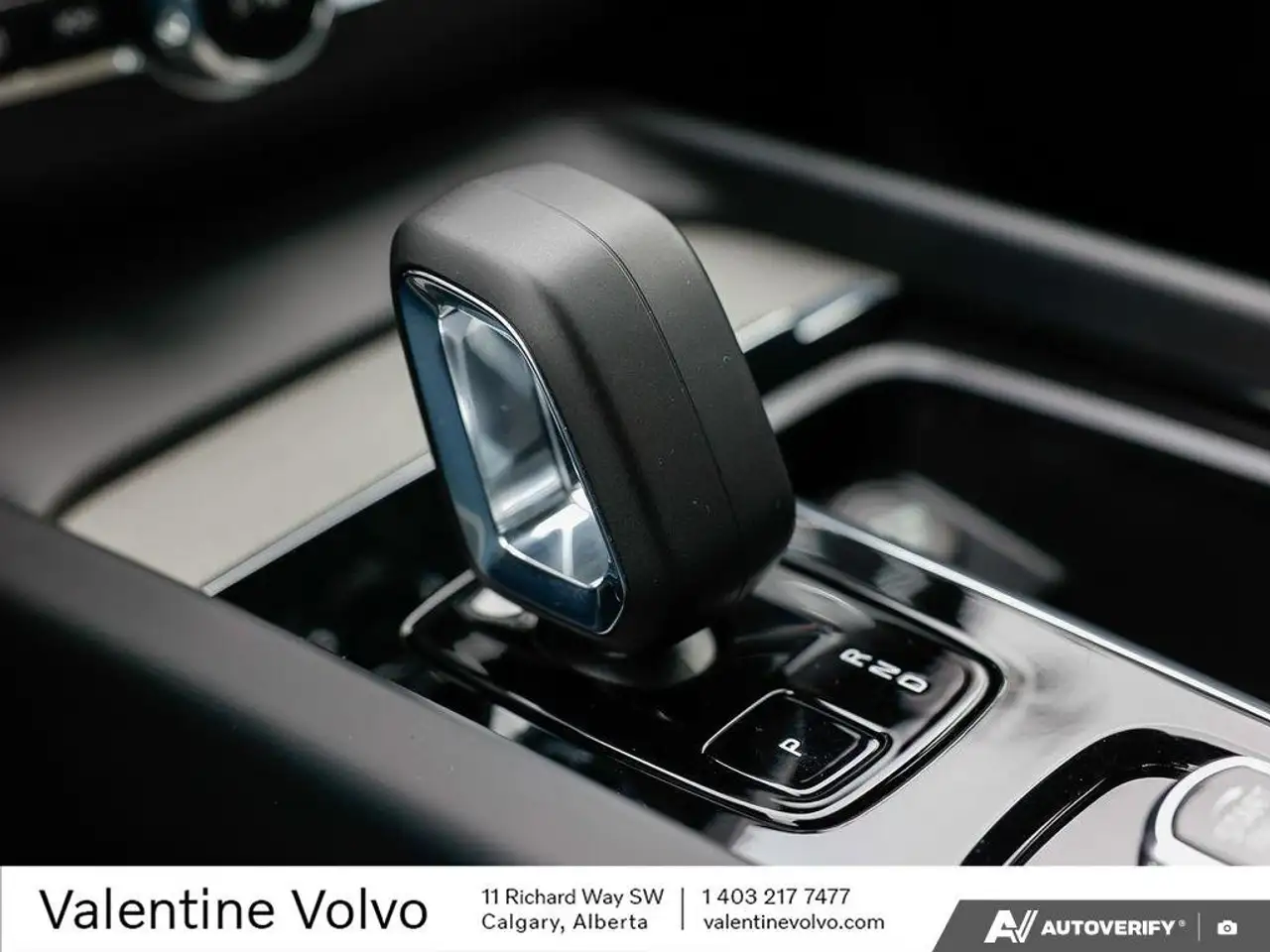 Volvo XC60 снимка Volvo XC60