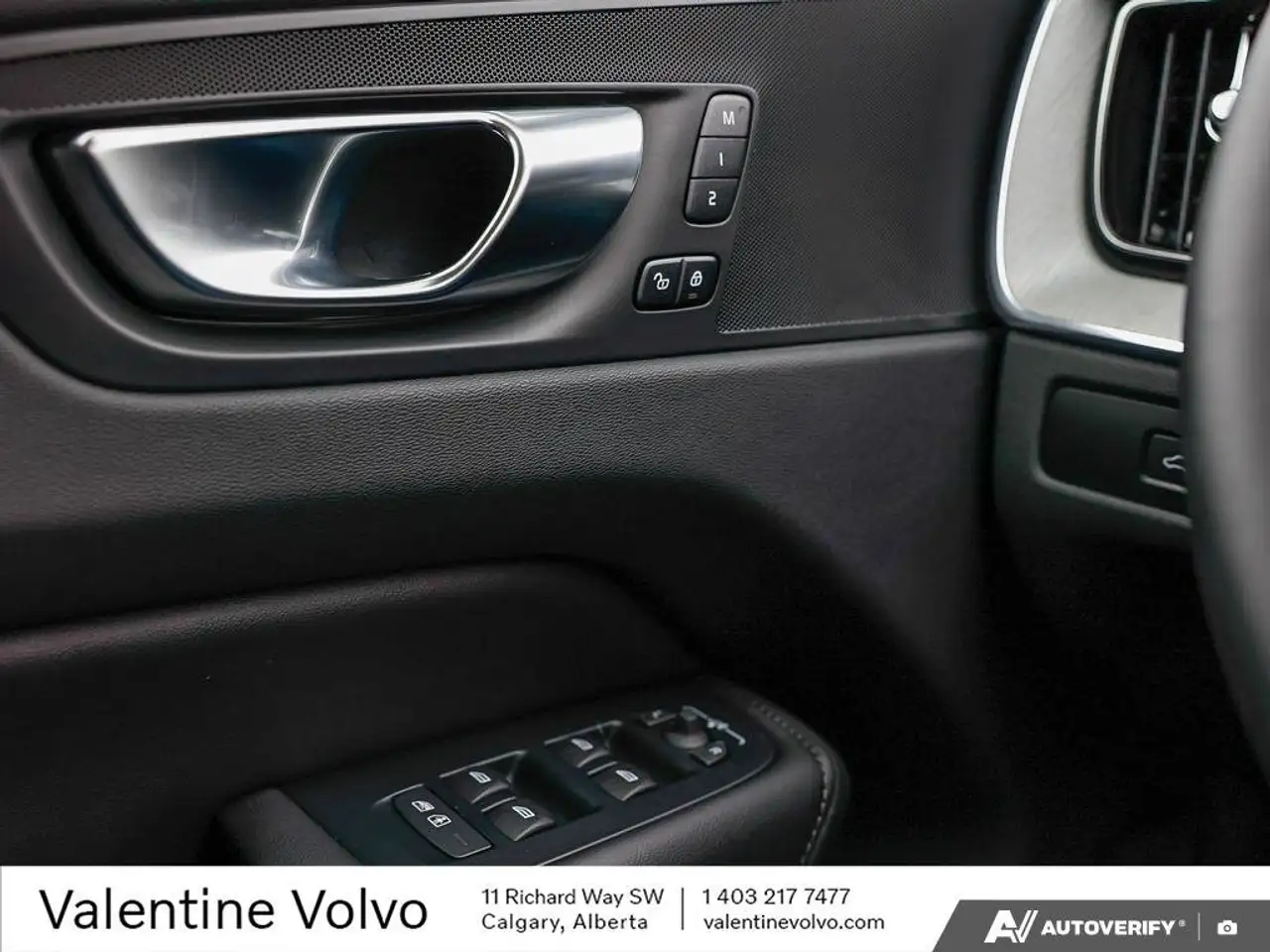 Volvo XC60 снимка Volvo XC60