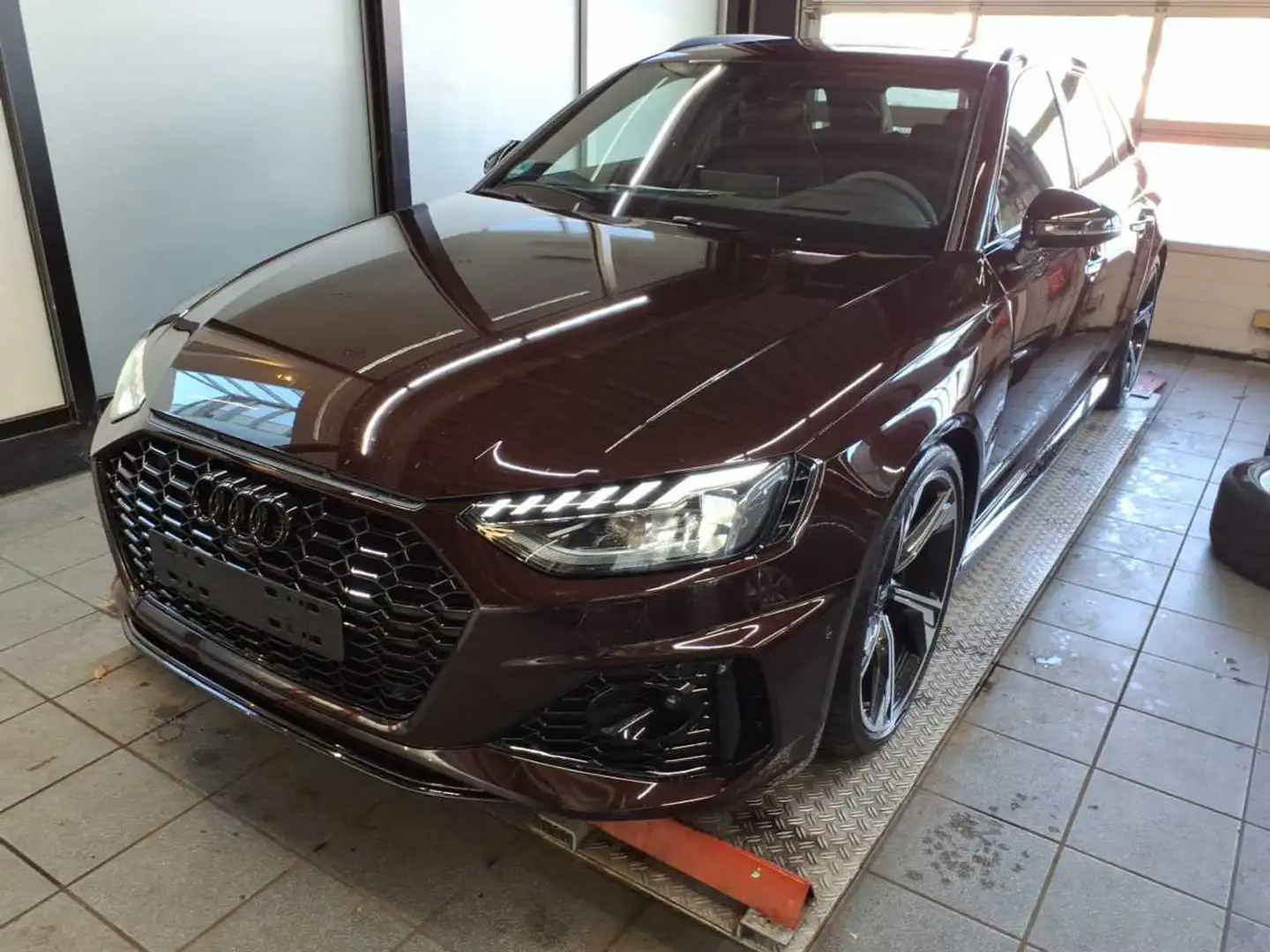 Audi RS4 Essentials*HUD*B&O*Matrix*ACC*Leder Rot - 2