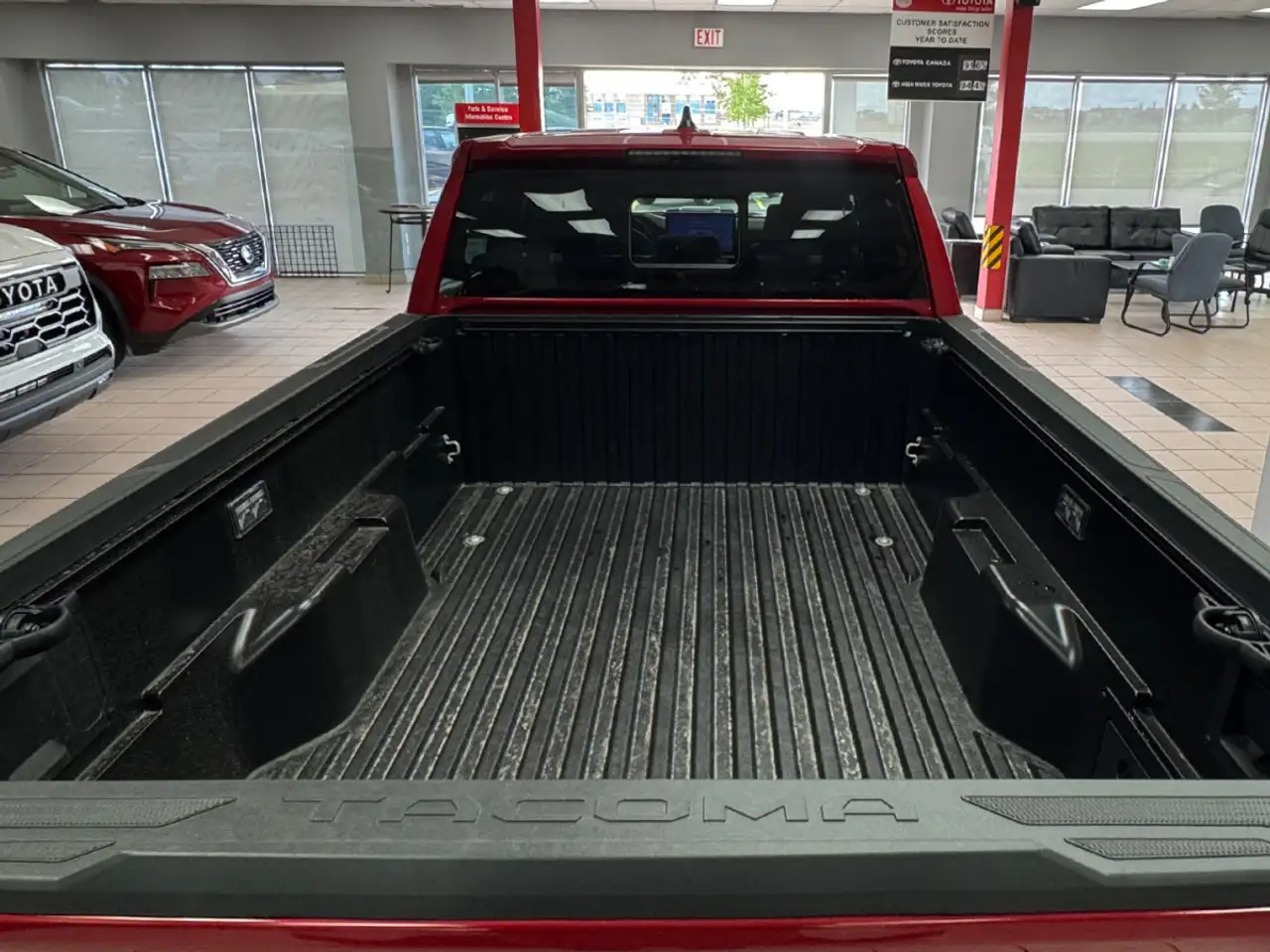 Toyota Tacoma снимка Toyota Tacoma