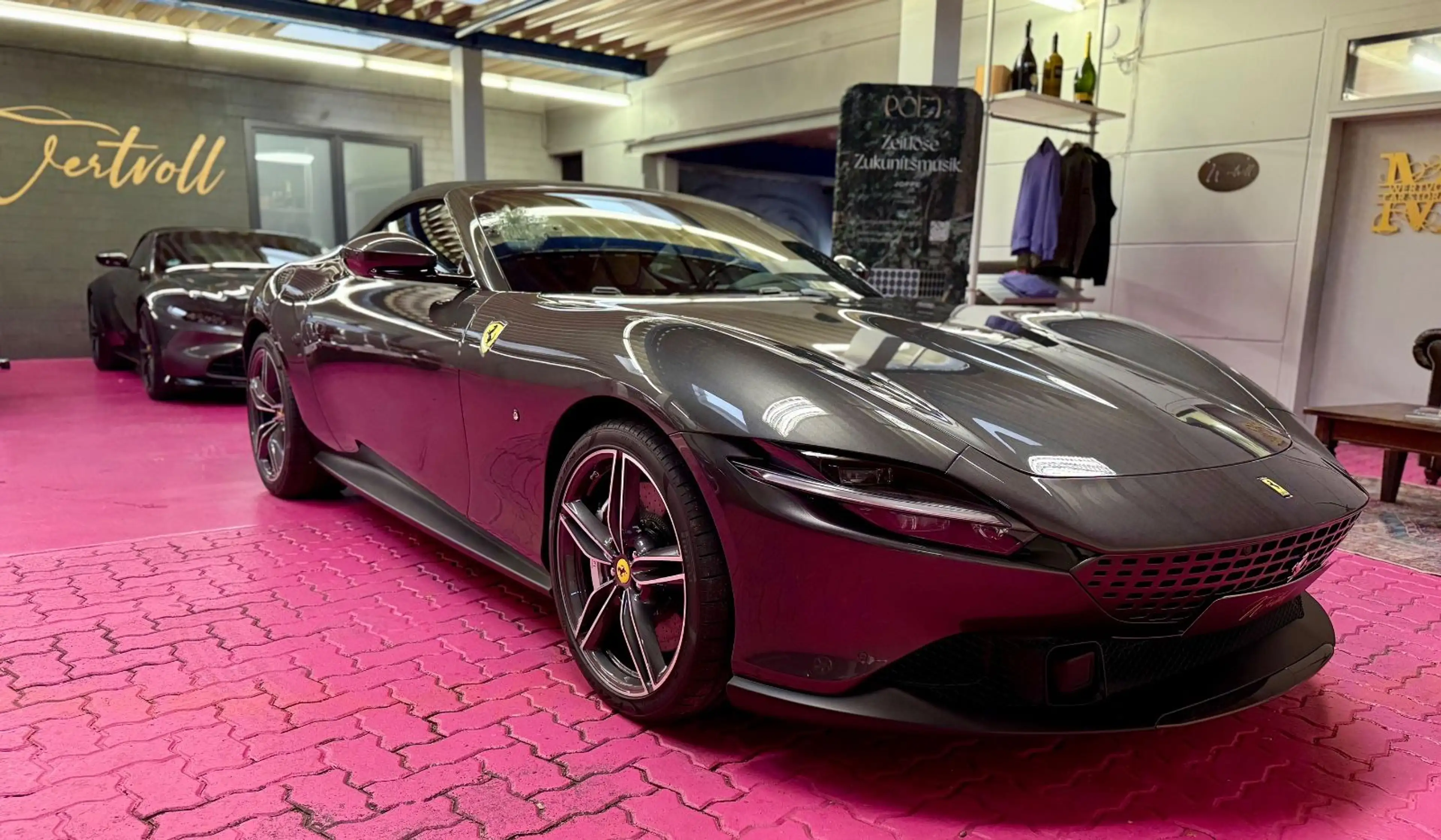 Ferrari Roma Spider, Magnet., Carbon,Belüft,. Hist. Lack — photo 12
