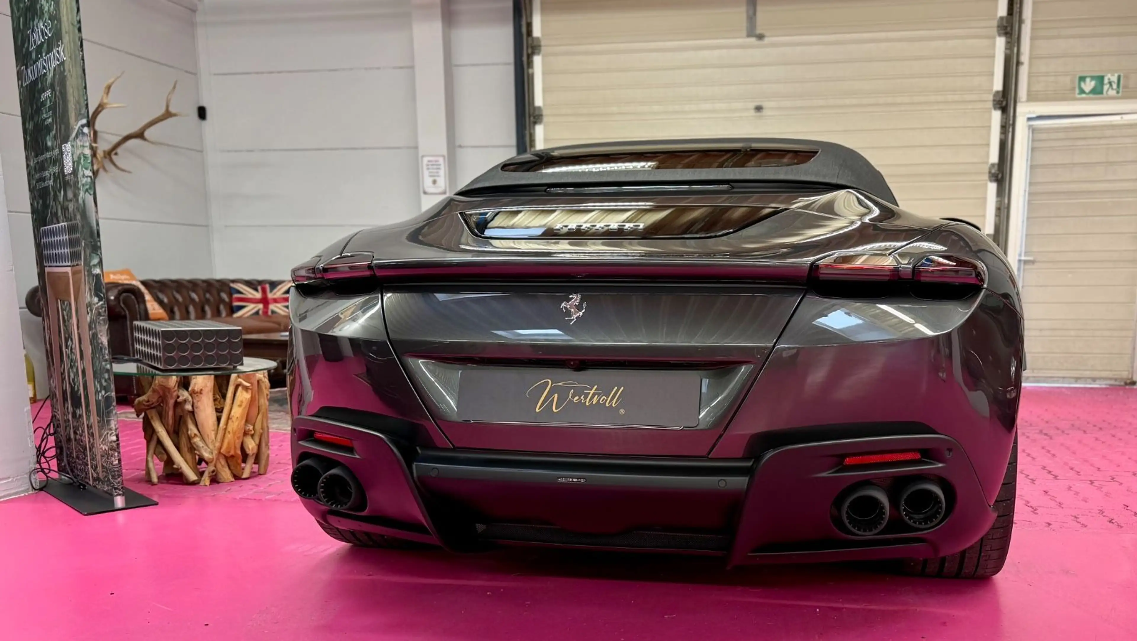 Ferrari Roma Spider, Magnet., Carbon,Belüft,. Hist. Lack — photo 6