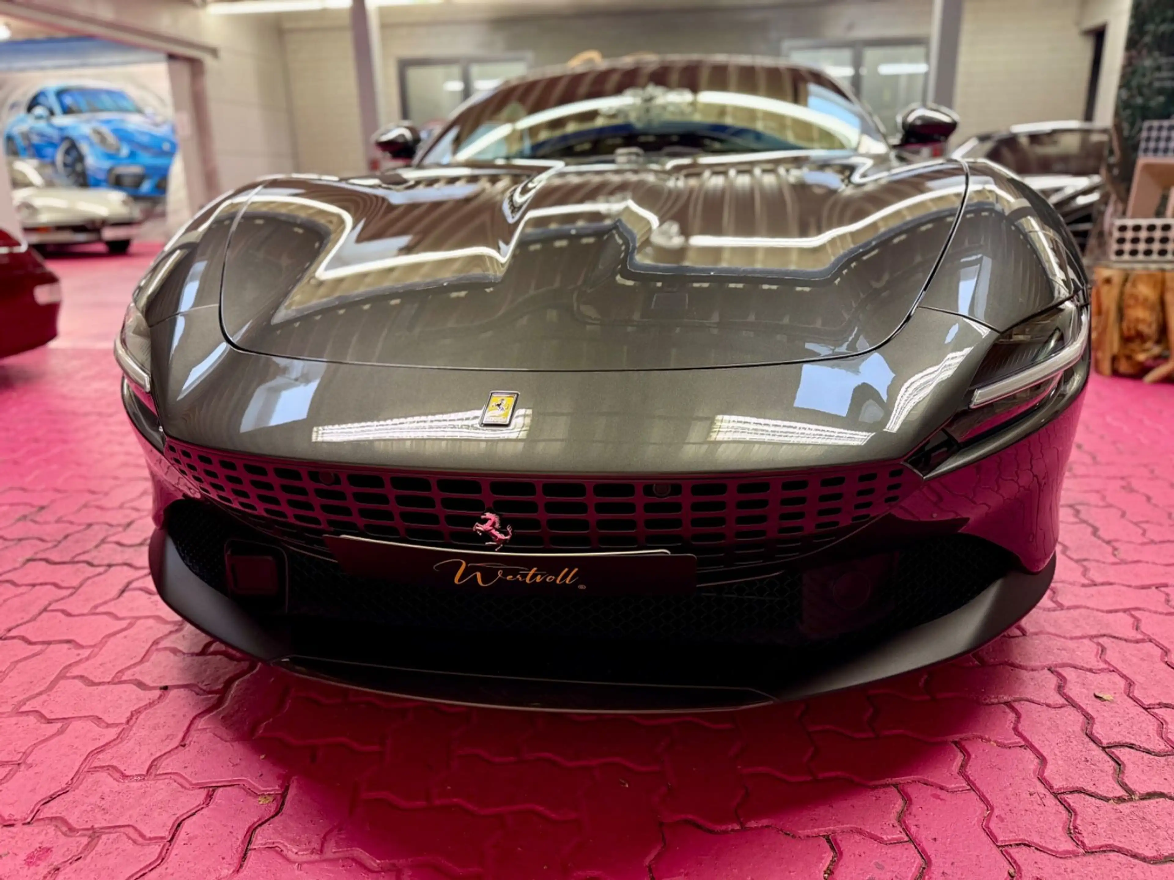Ferrari Roma Spider, Magnet., Carbon,Belüft,. Hist. Lack — photo 2