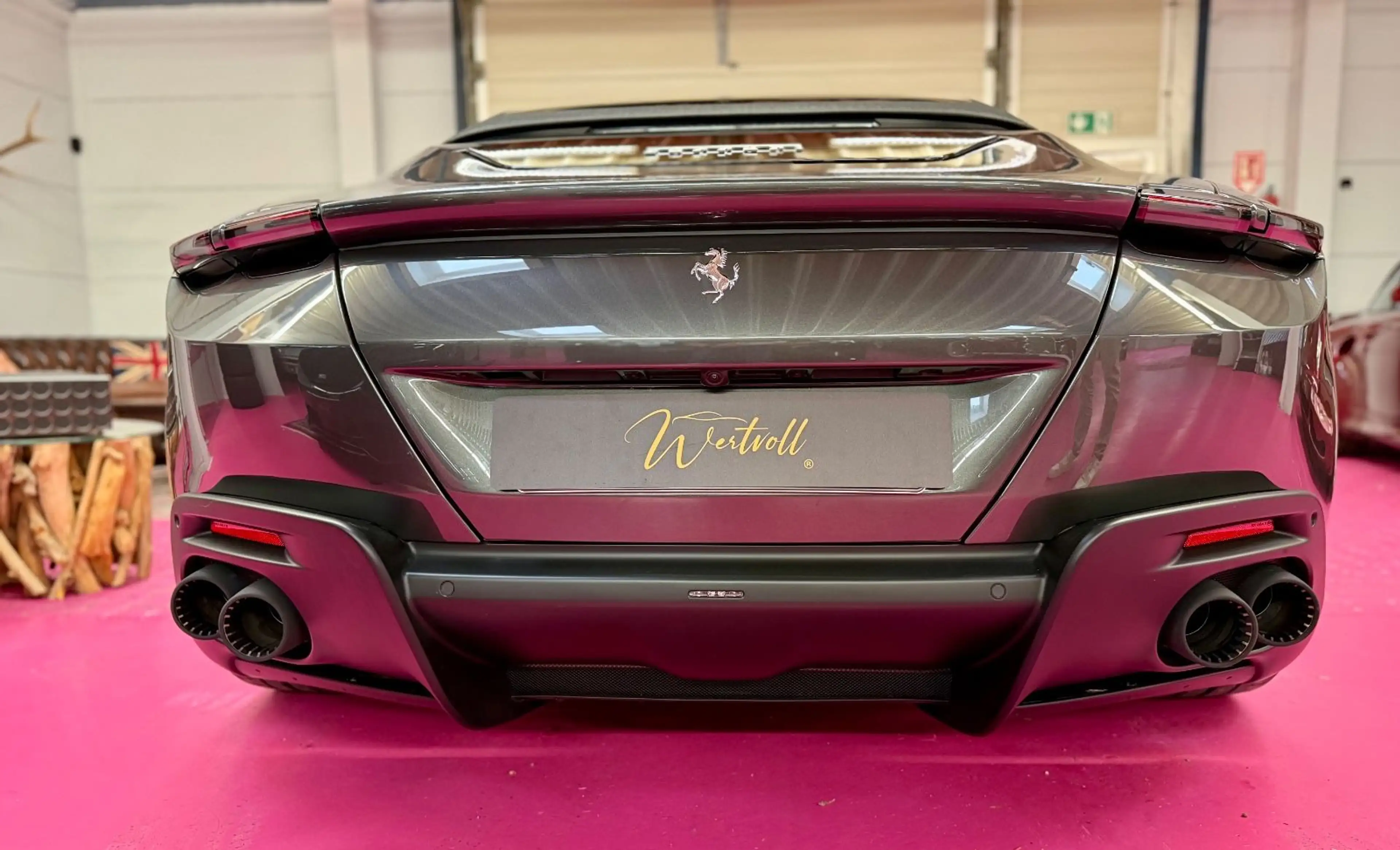 Ferrari Roma Spider, Magnet., Carbon,Belüft,. Hist. Lack — photo 7