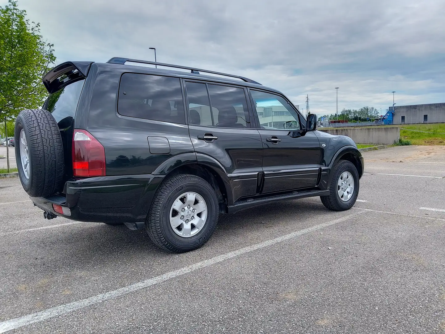 Mitsubishi Pajero 5p 3.2 tdi 16v di-d GLS-2 auto Negro - 2
