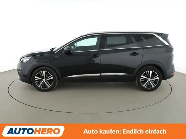 Peugeot 5008 view 3