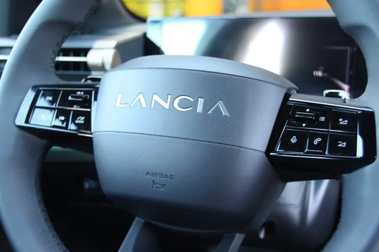 Lancia Ypsilon 2026 — фото 14