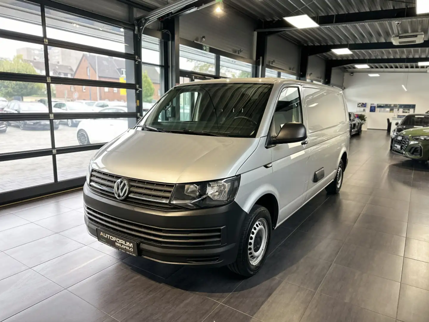 Volkswagen T6 Transporter 2.0 TDI Kasten Lang|Klima|AHK|Cam Argent - 2