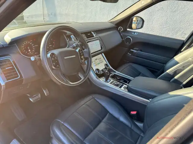 Land Rover Range Rover Sport view 9