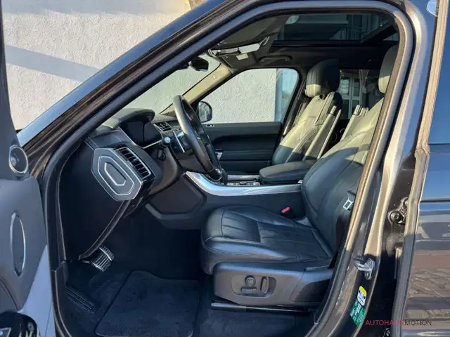 Land Rover Range Rover Sport view 10