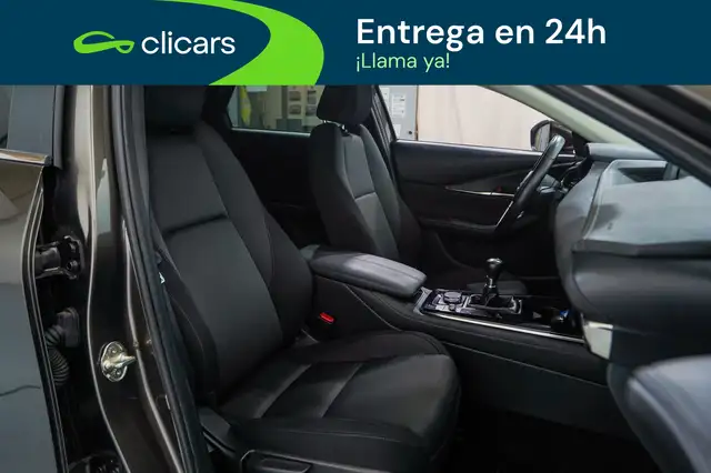 Mazda CX-30 view 16