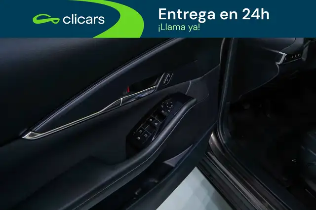 Mazda CX-30 view 18