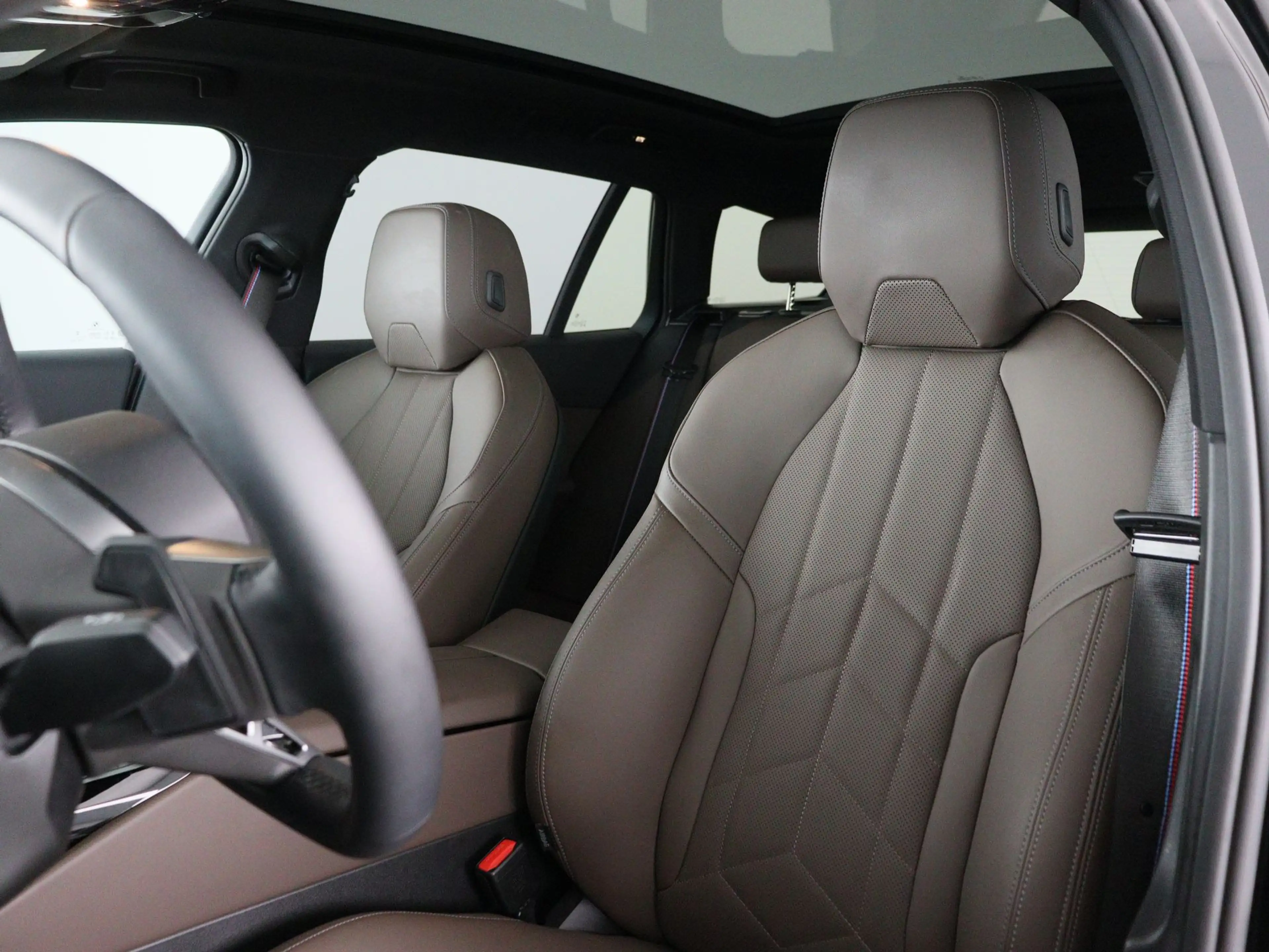 BMW 550 5 Serie 550e Touring xDrive — photo 7