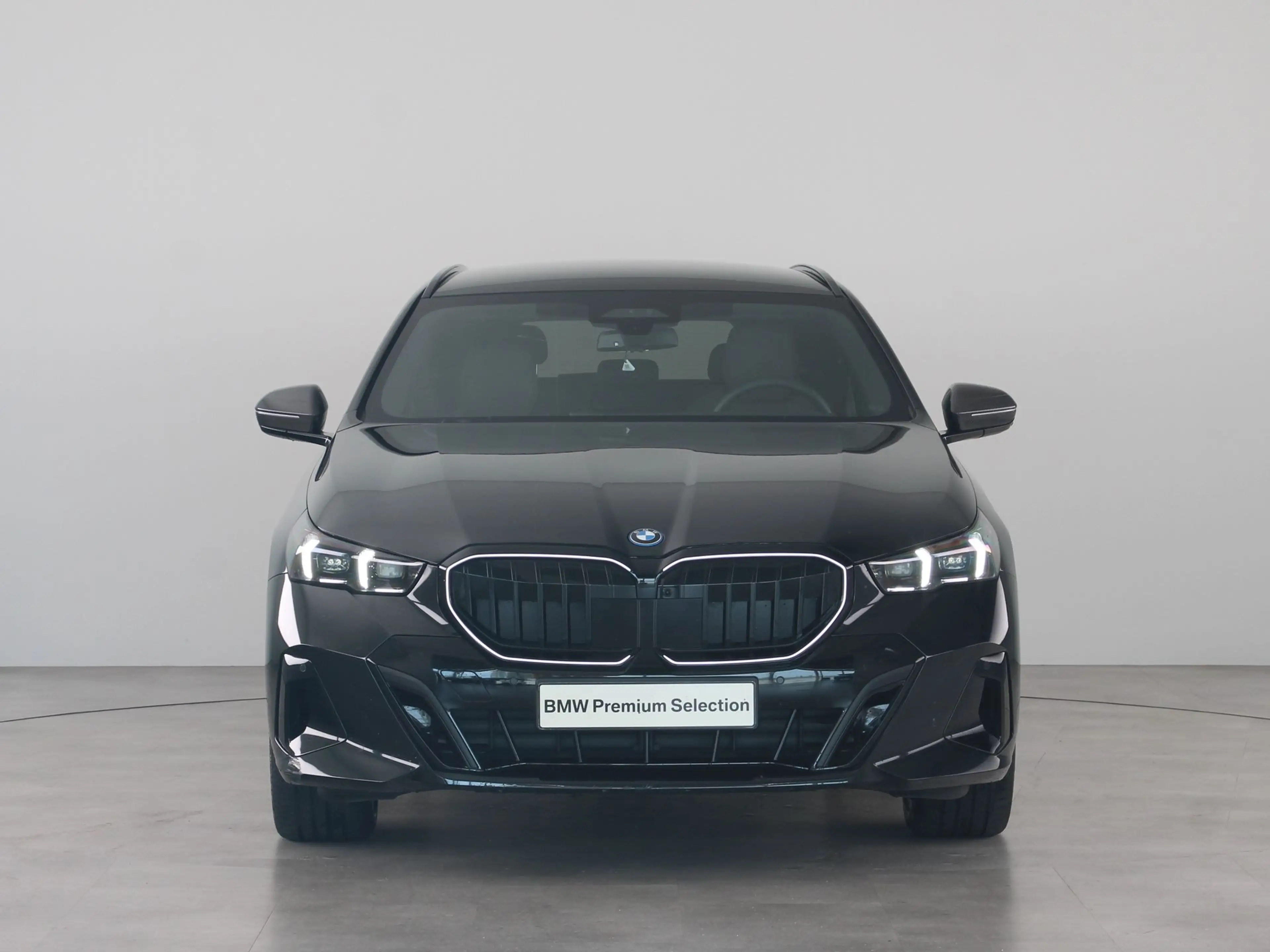 BMW 550 5 Serie 550e Touring xDrive — photo 8