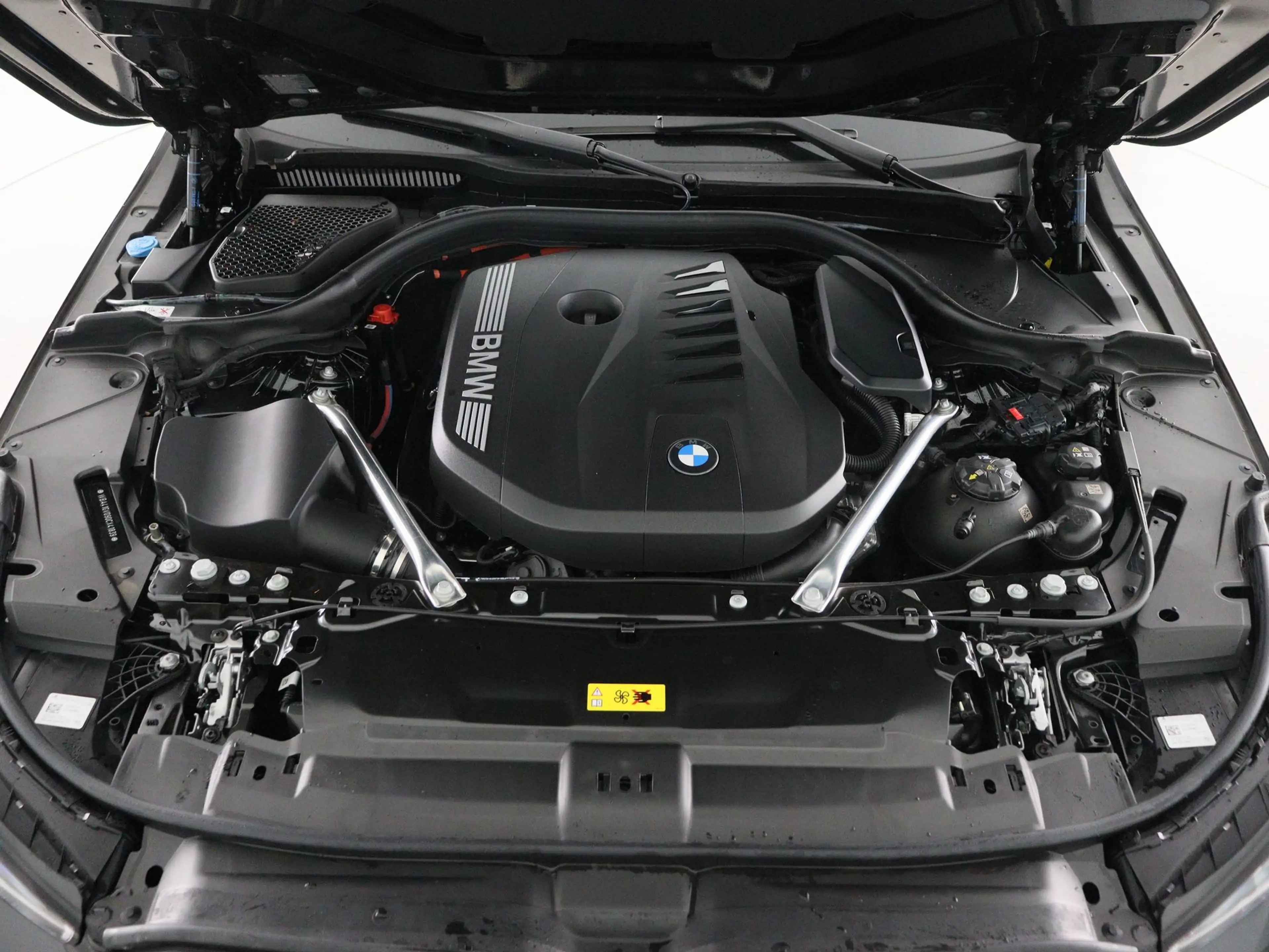 BMW 550 5 Serie 550e Touring xDrive — photo 5