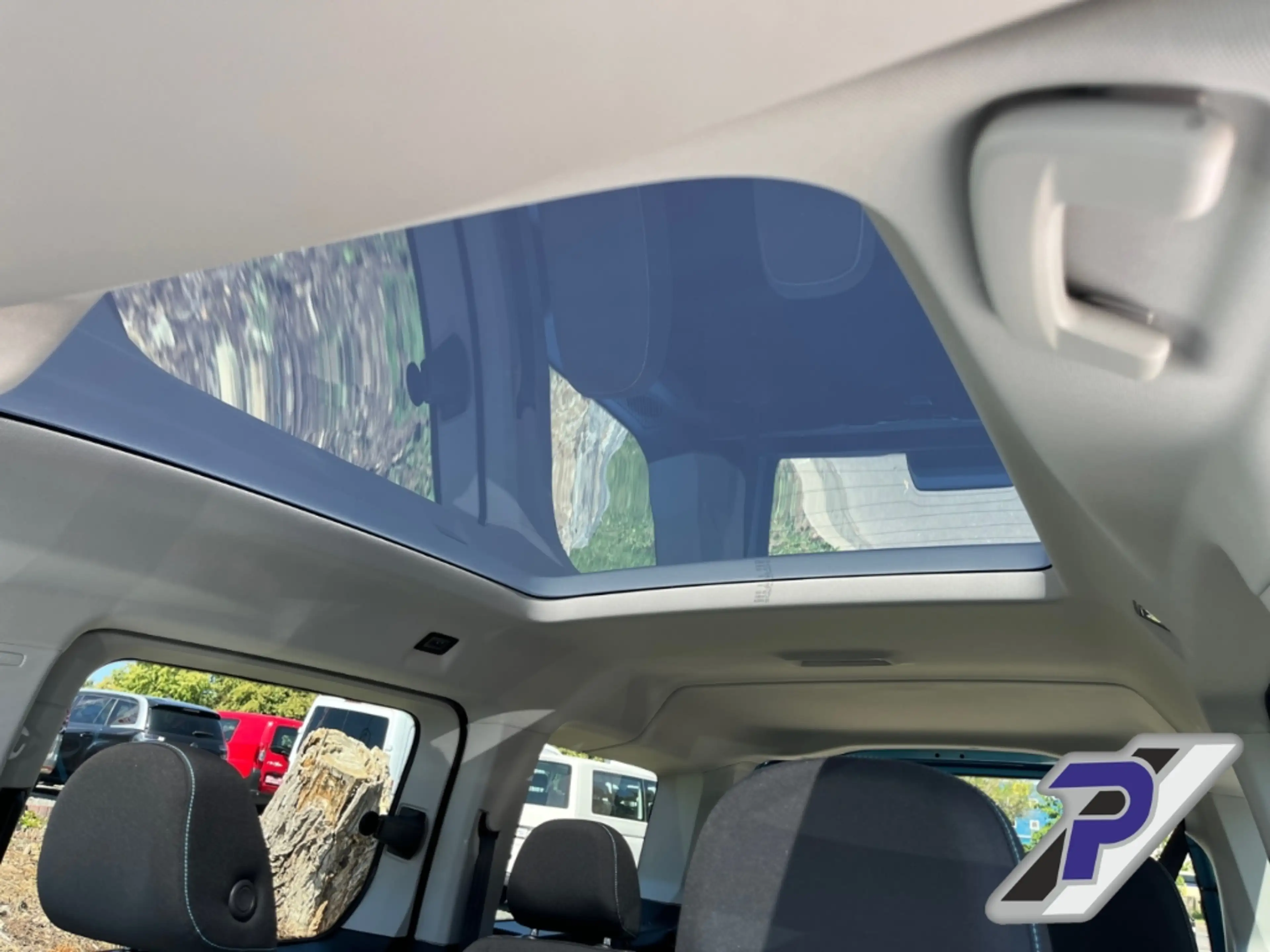 Ford Tourneo Connect Active 2.0 EcoBlue Doppelschiebetür Panoramadach K — photo 15