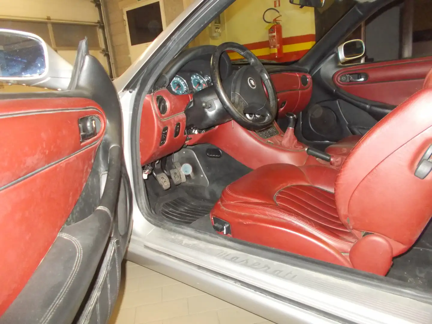 Maserati Coupe 3200 gt Plateado - 2