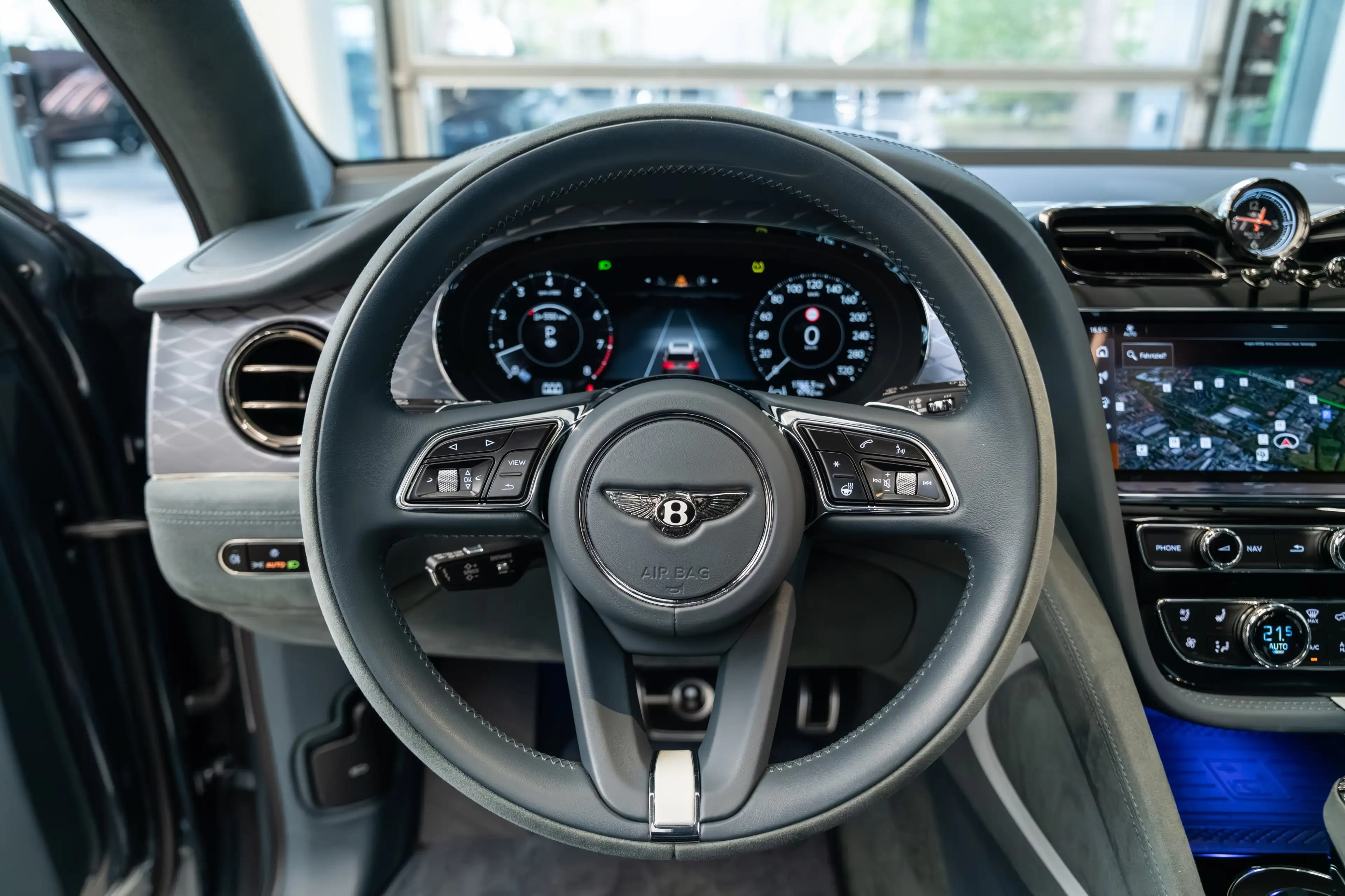 Bentley Bentayga Speed *FULL*Akrapovic*4+1 Seat* — photo 13