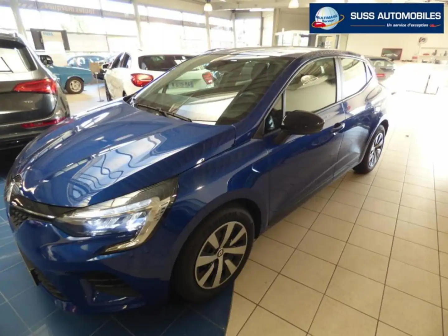 Renault Clio V TCe 90 CH Equilibre Bleu - 2