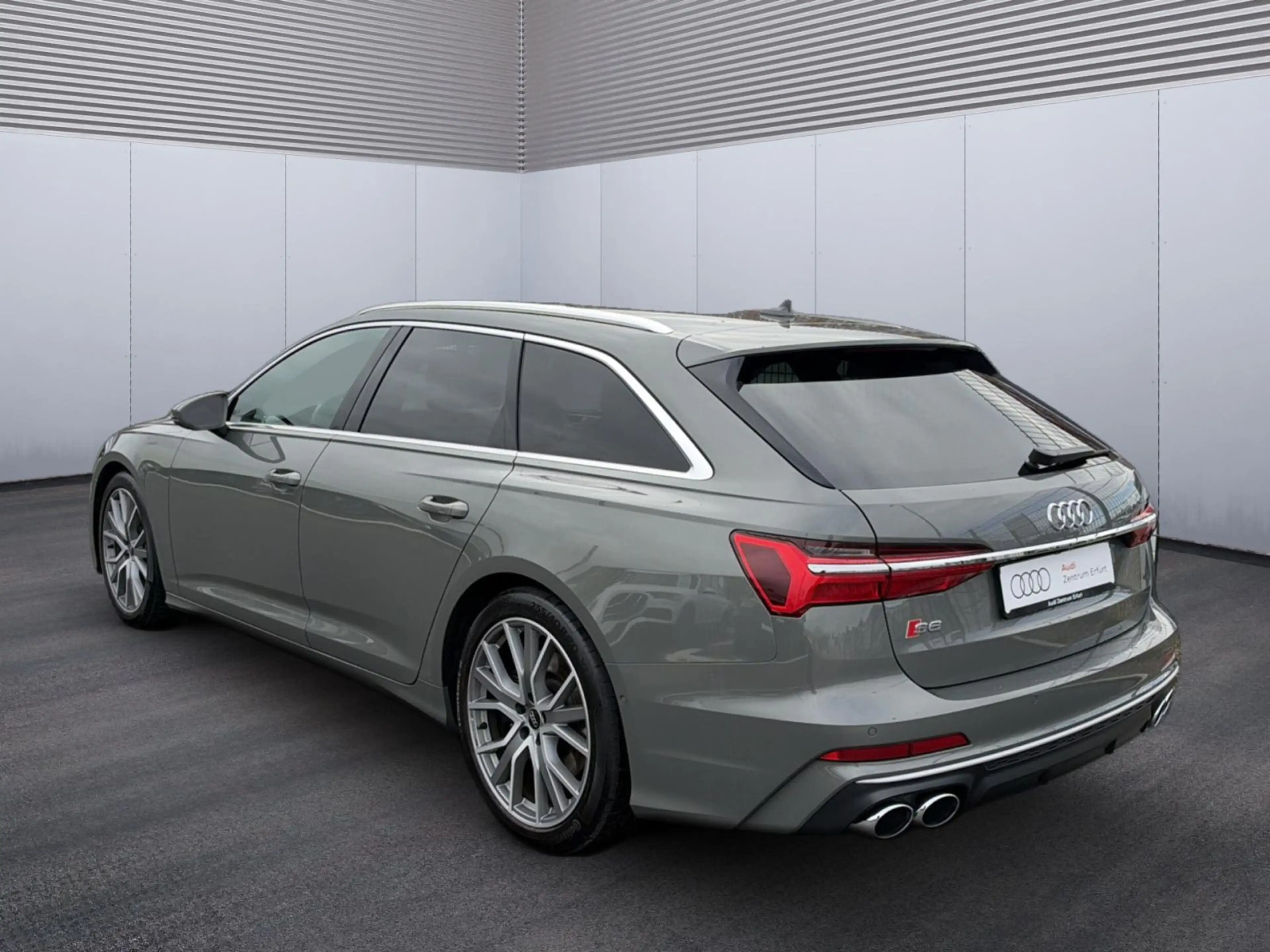 Audi S6 Avant 3.0 TDI quattro tiptronic Rückfahrkamer — photo 7