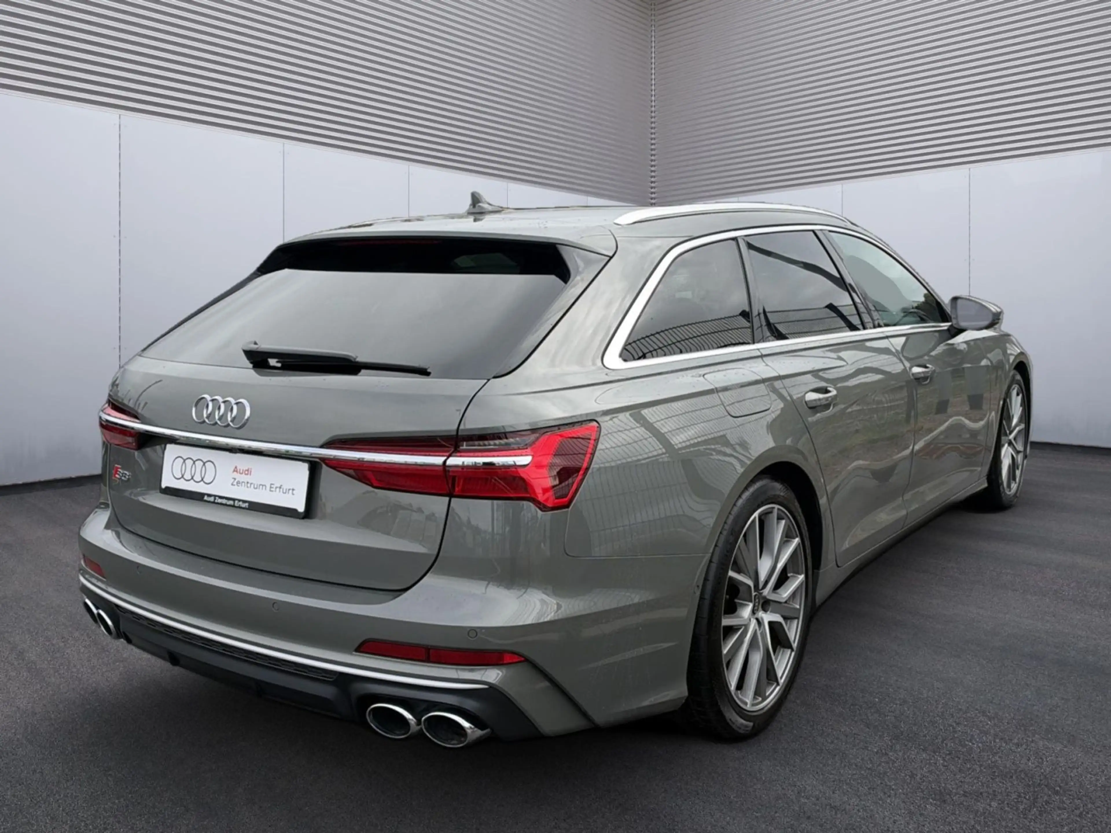 Audi S6 Avant 3.0 TDI quattro tiptronic Rückfahrkamer — photo 5