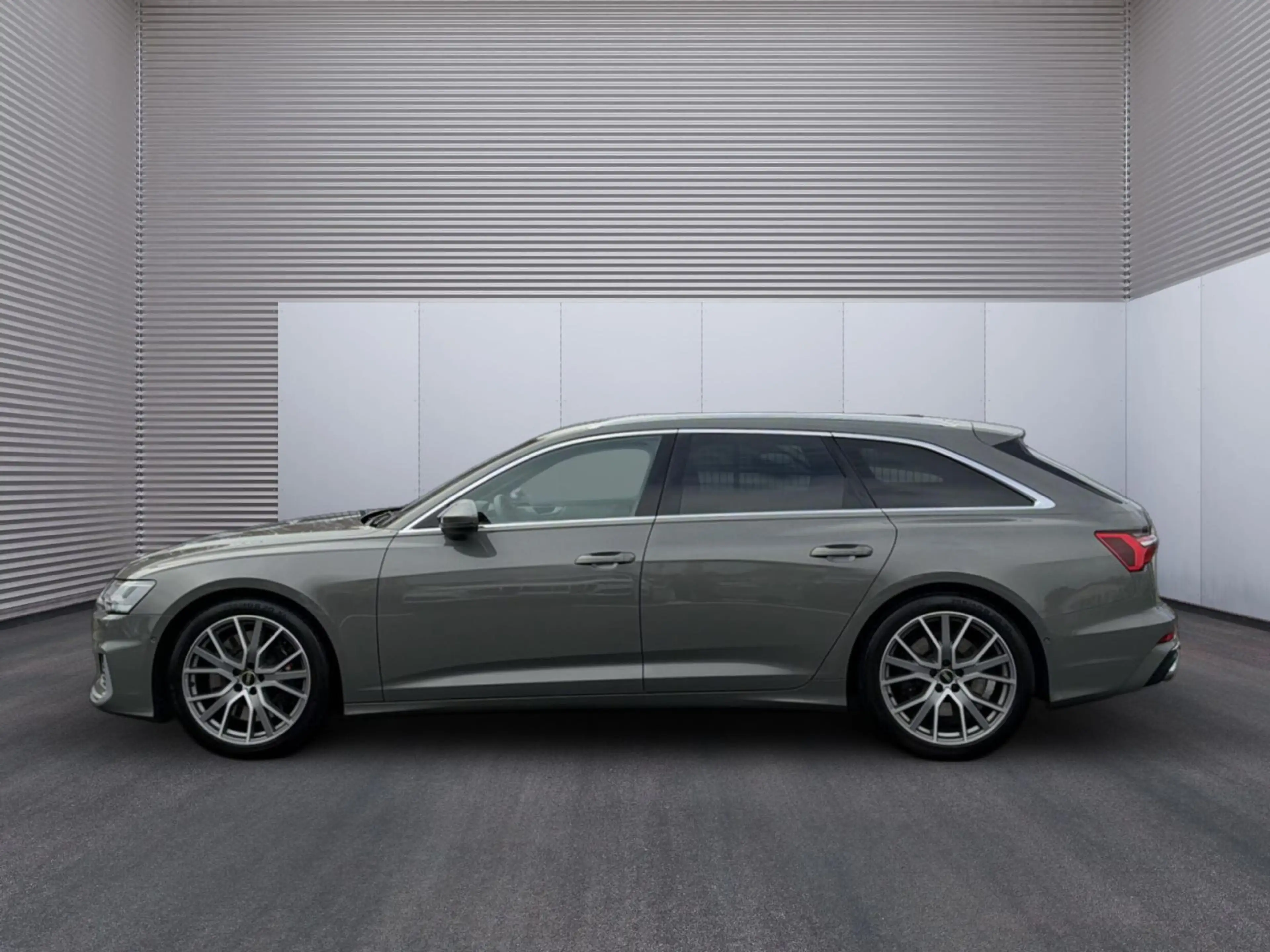 Audi S6 Avant 3.0 TDI quattro tiptronic Rückfahrkamer — photo 4